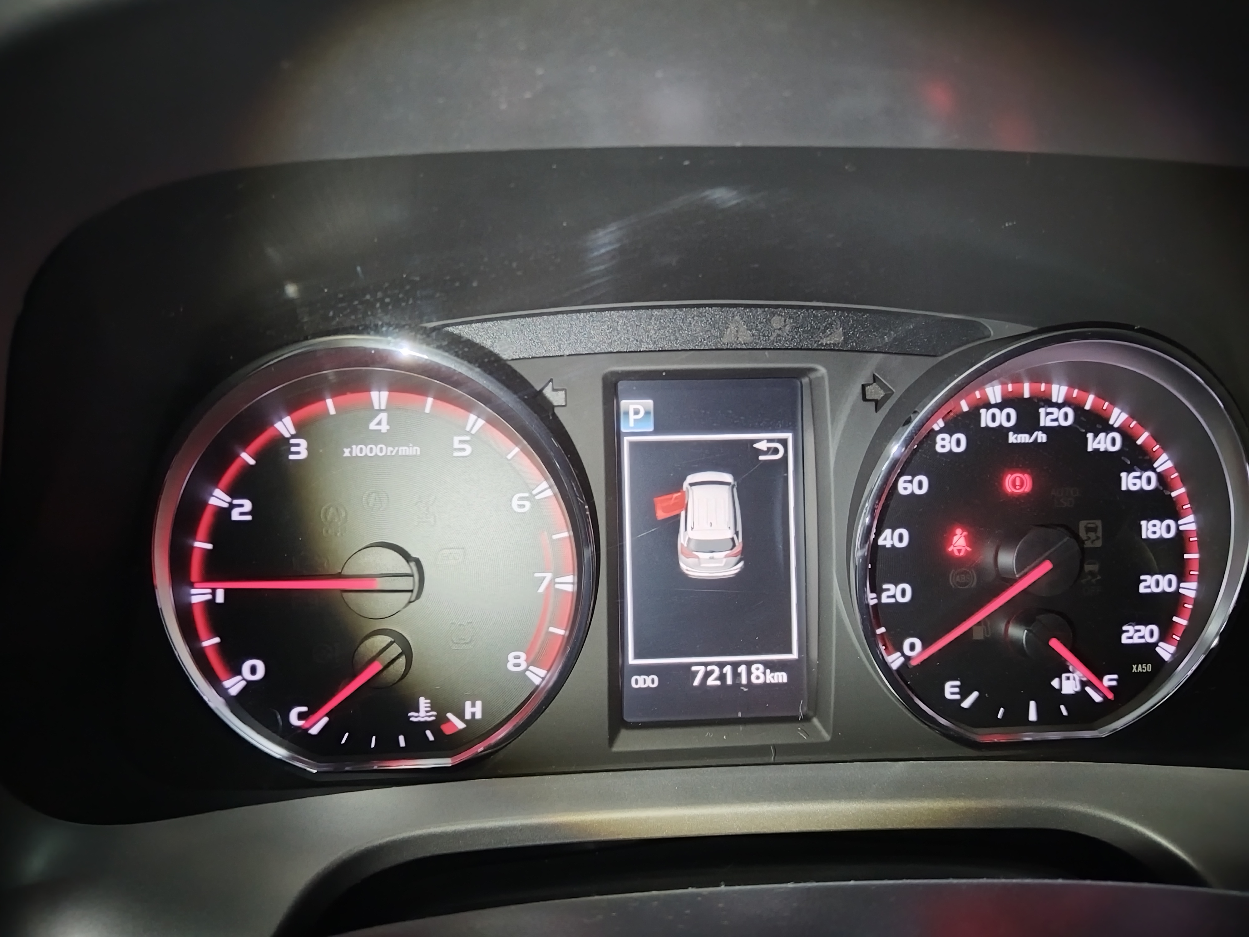 Toyota RAV4 2016 car image #2