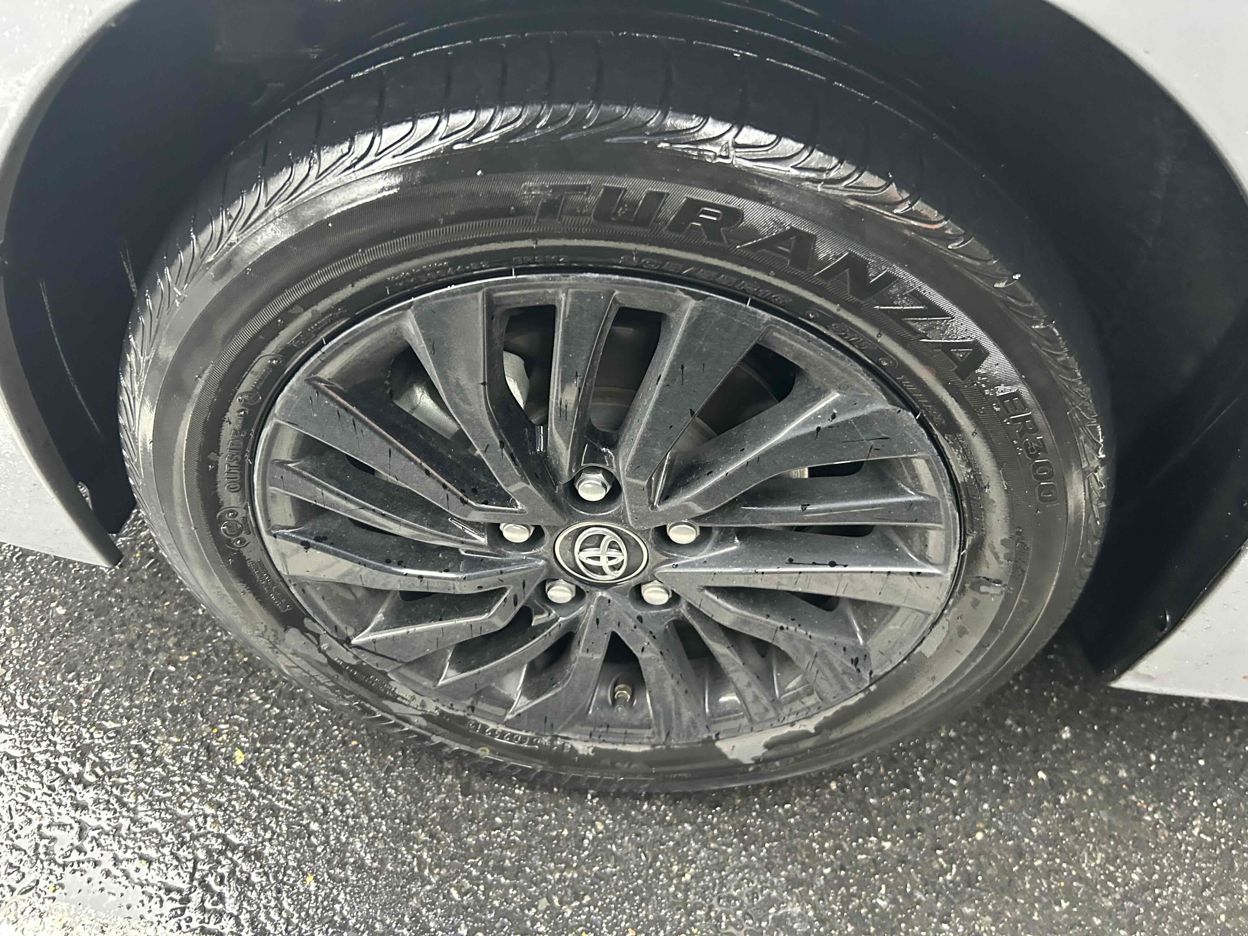 Toyota Corolla Hybird E+ 2022 car image #2