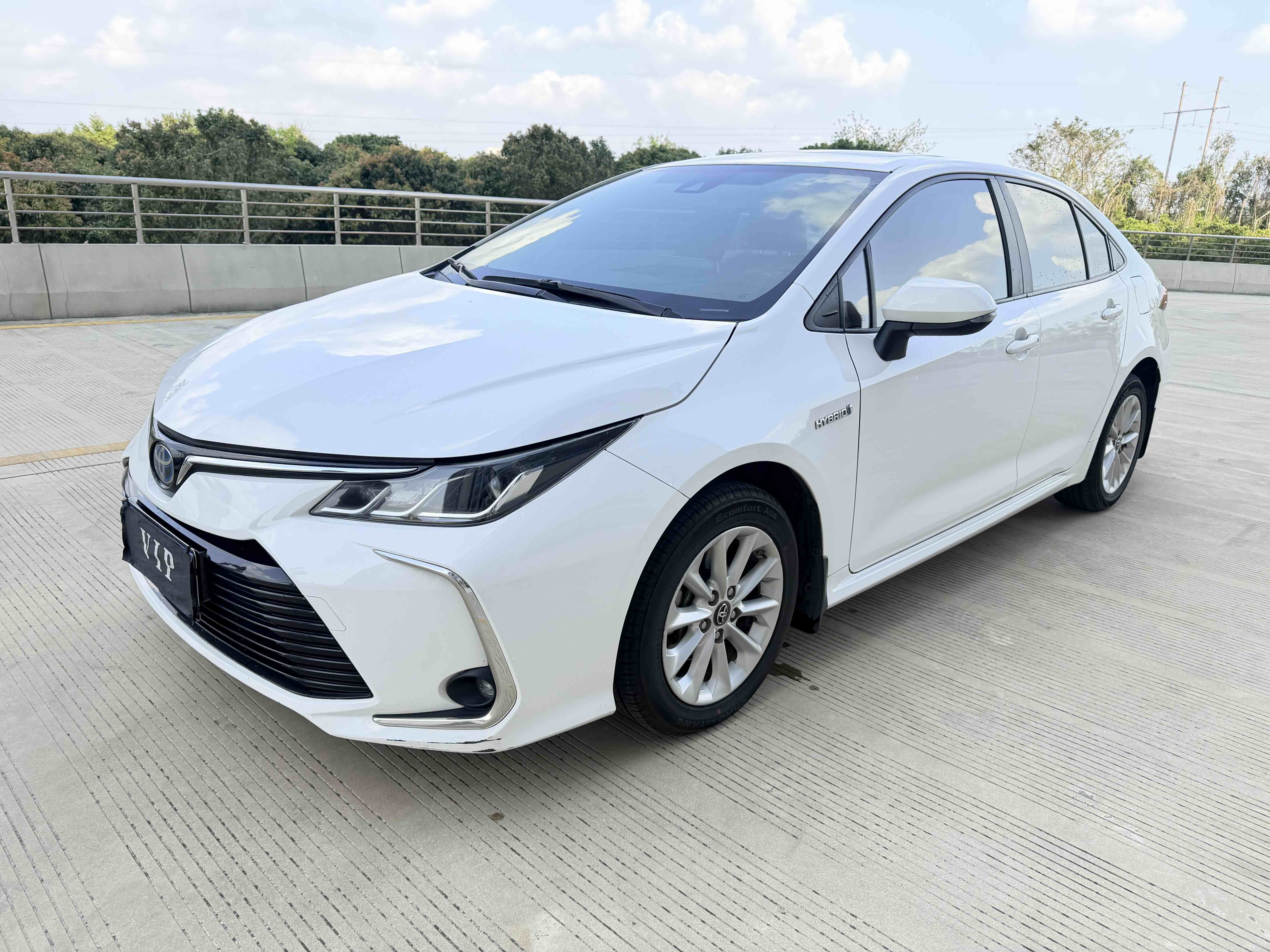 Toyota Corolla Hybird E+ 2020 car image #2