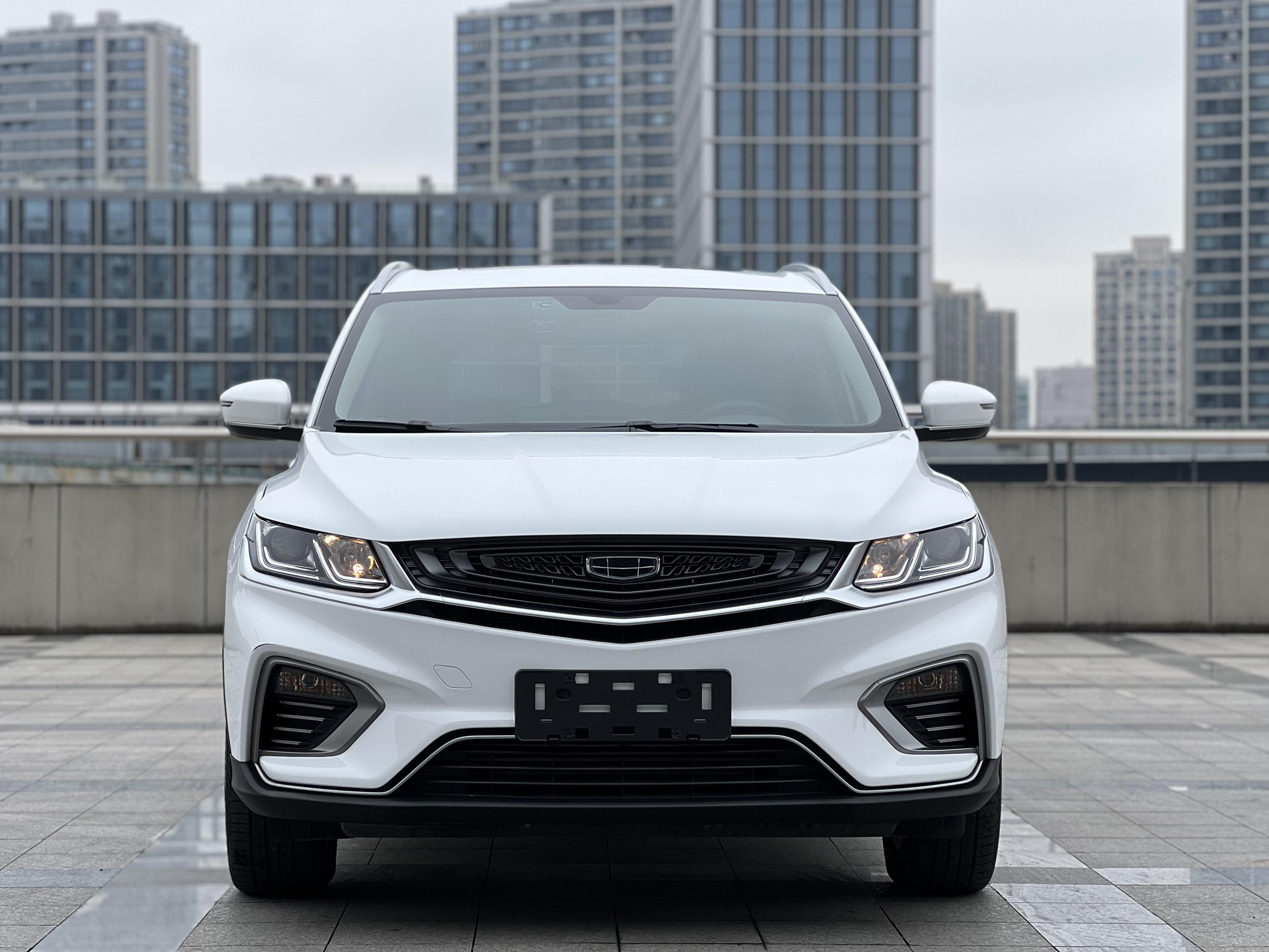 GEELY Coolray 2020 car image #2