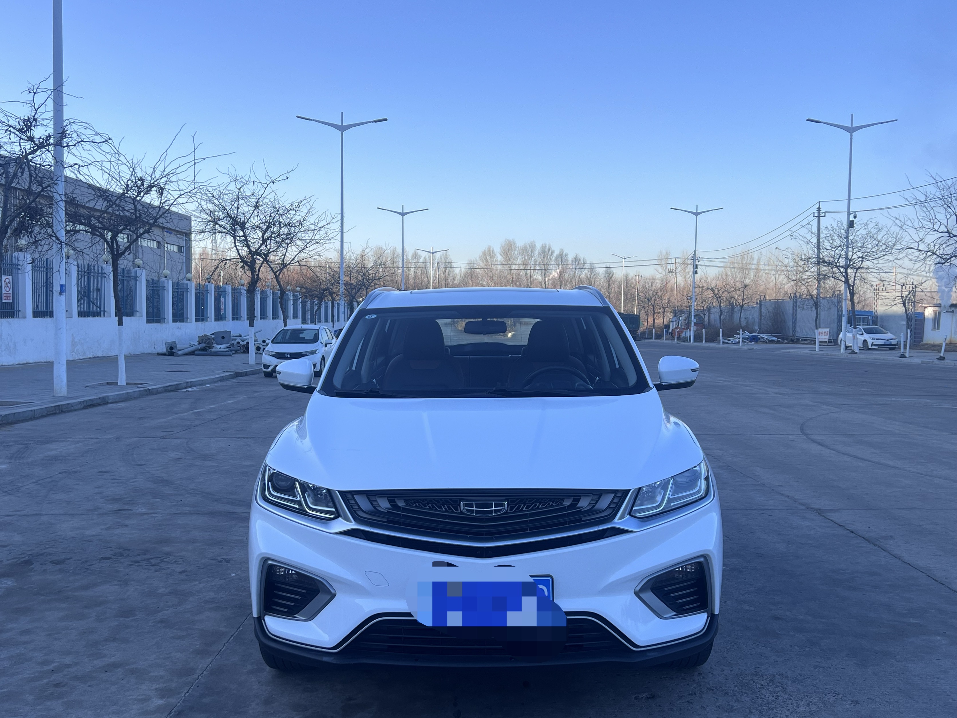 GEELY Coolray 2021 car image #2