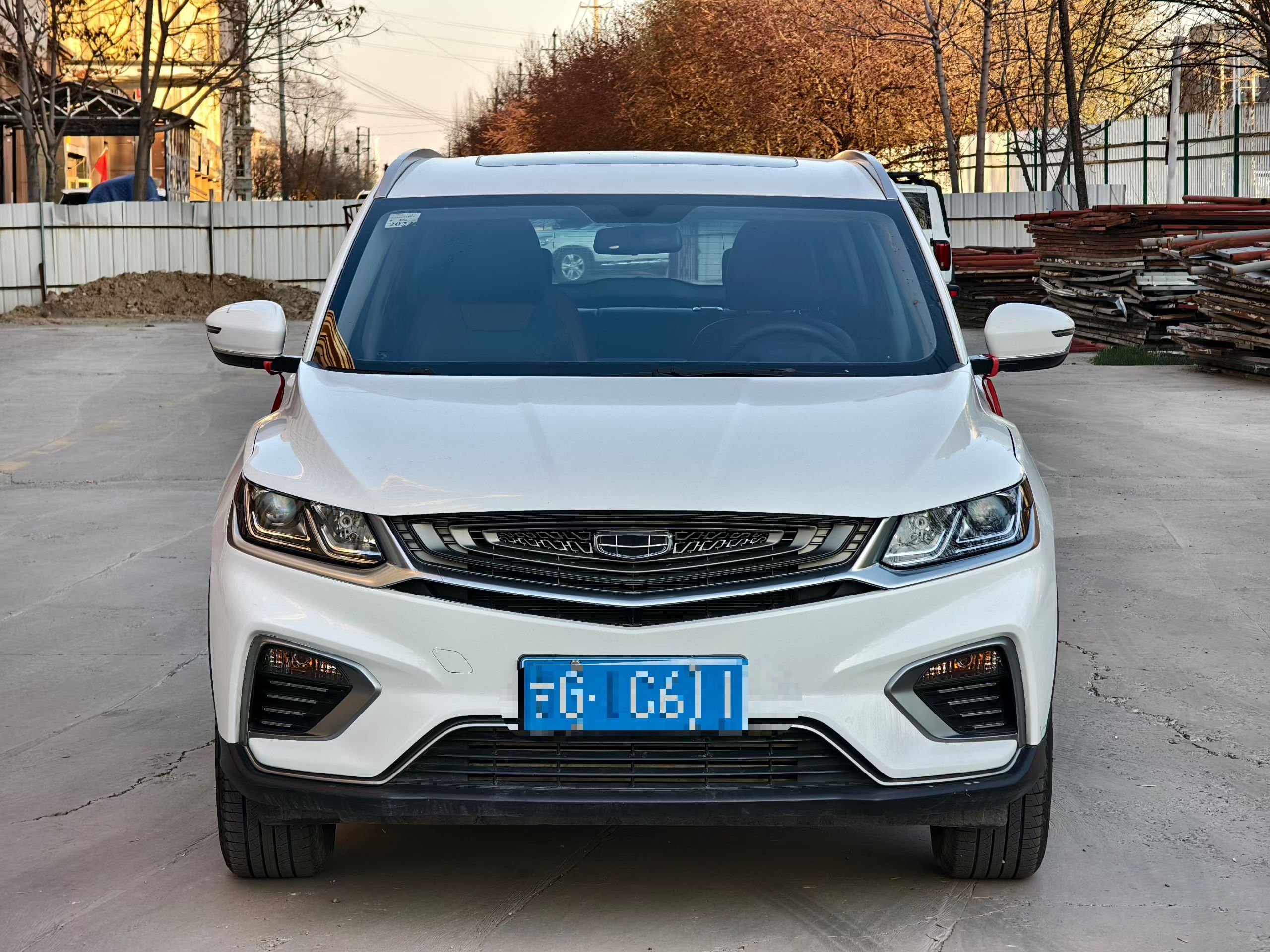 GEELY Coolray 2021 car image #2