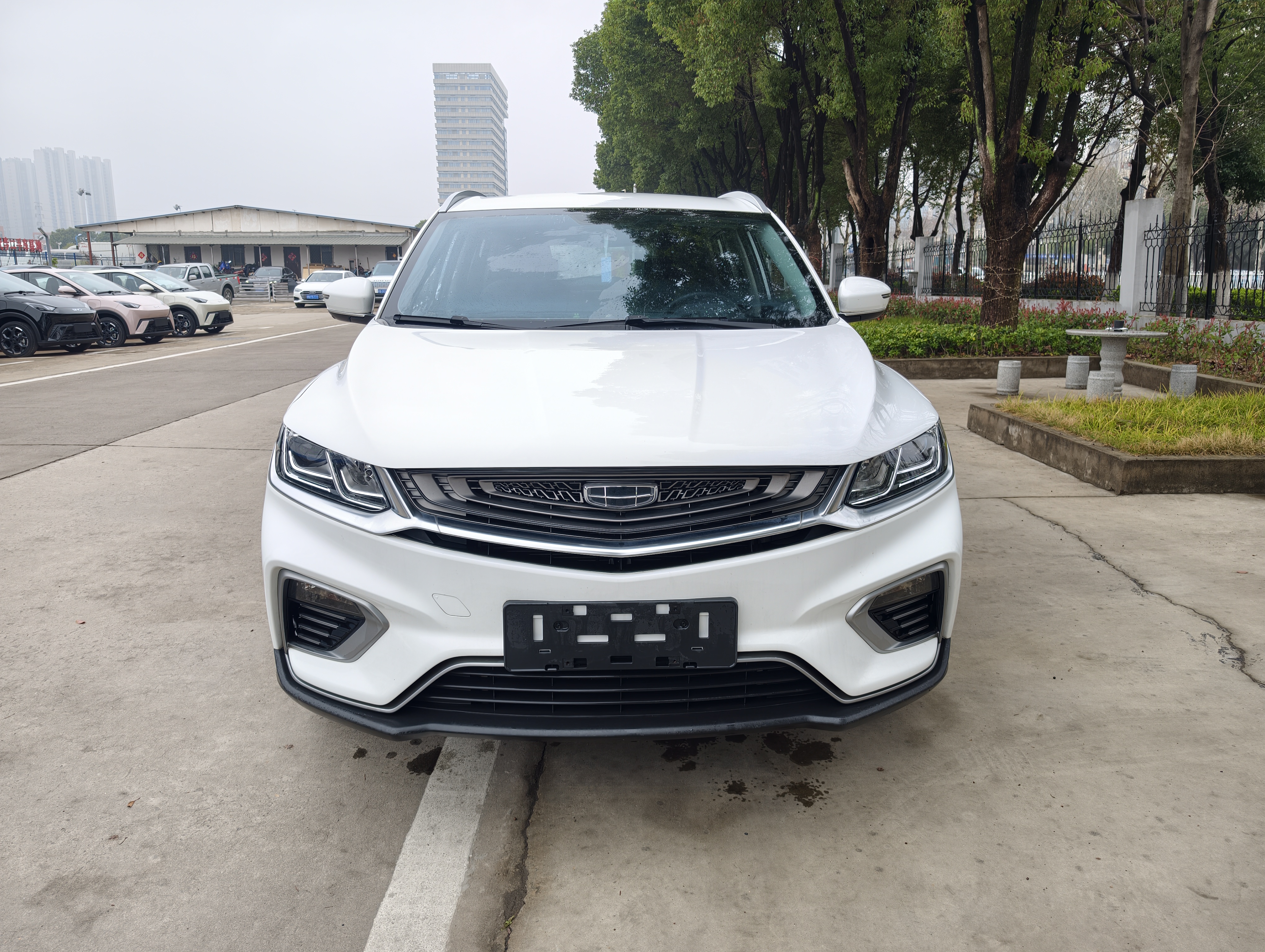 GEELY Coolray New Energy 2021 car image #2