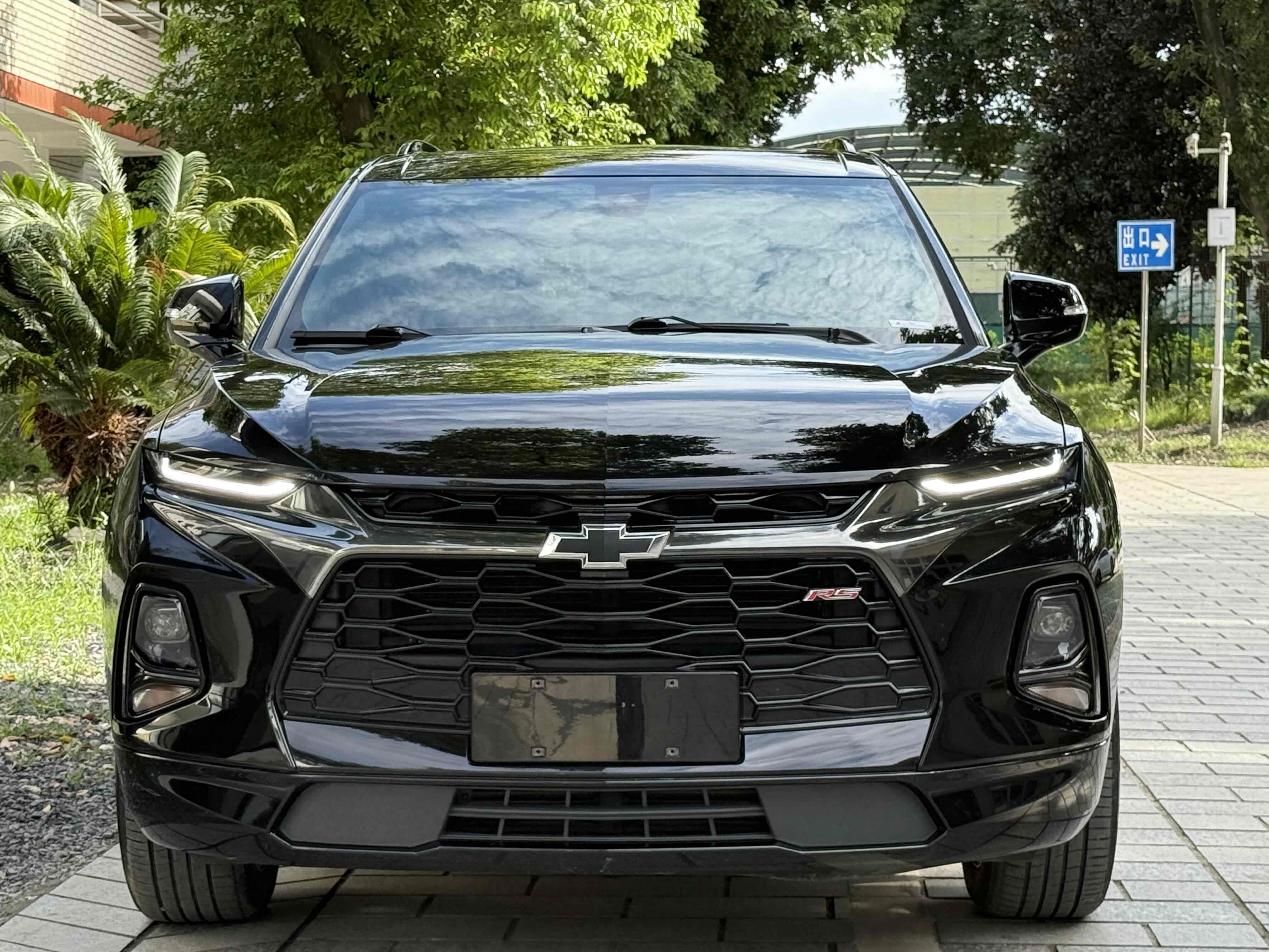 Chevrolet Blazer 2021 car image #2