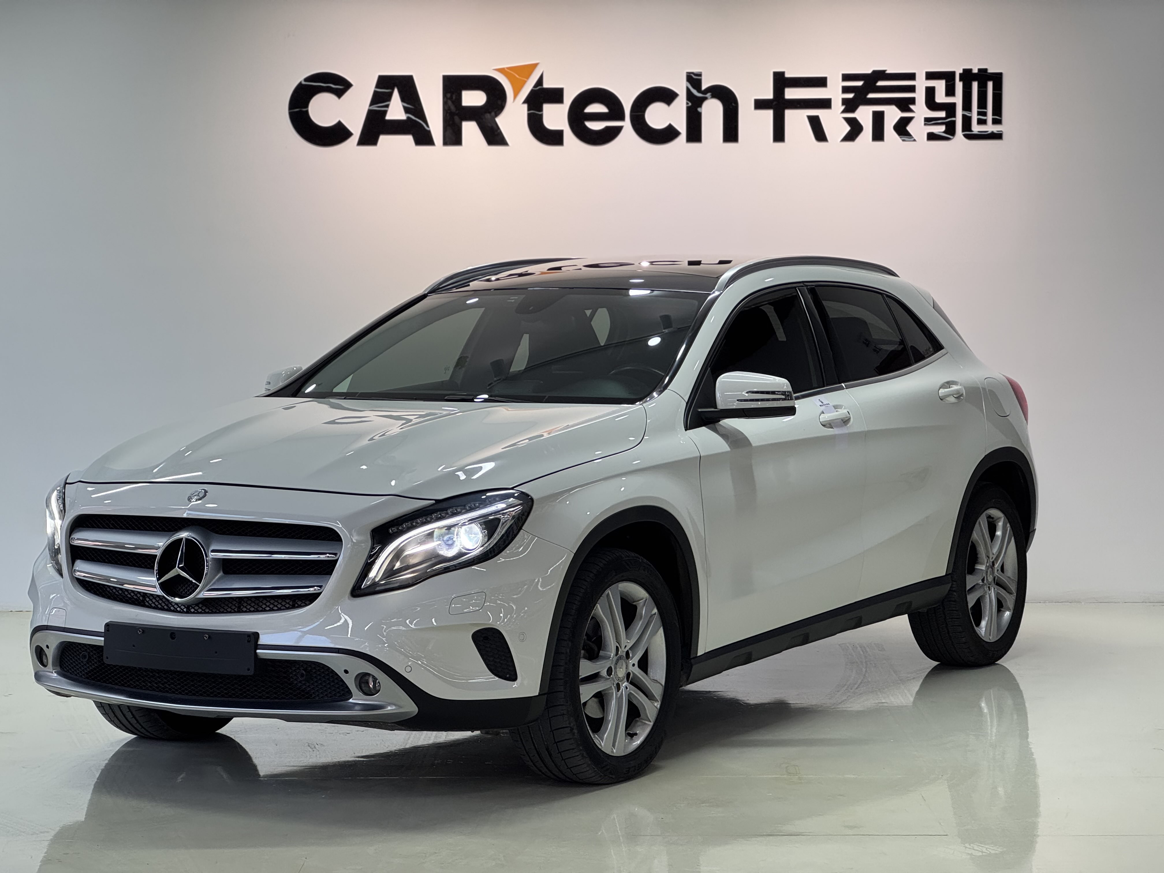 Mercedes-Benz GLA Class (Imported) 2014 #2 Mercedes-Benz GLA Class (Imported) 2014 imagen de coche #2