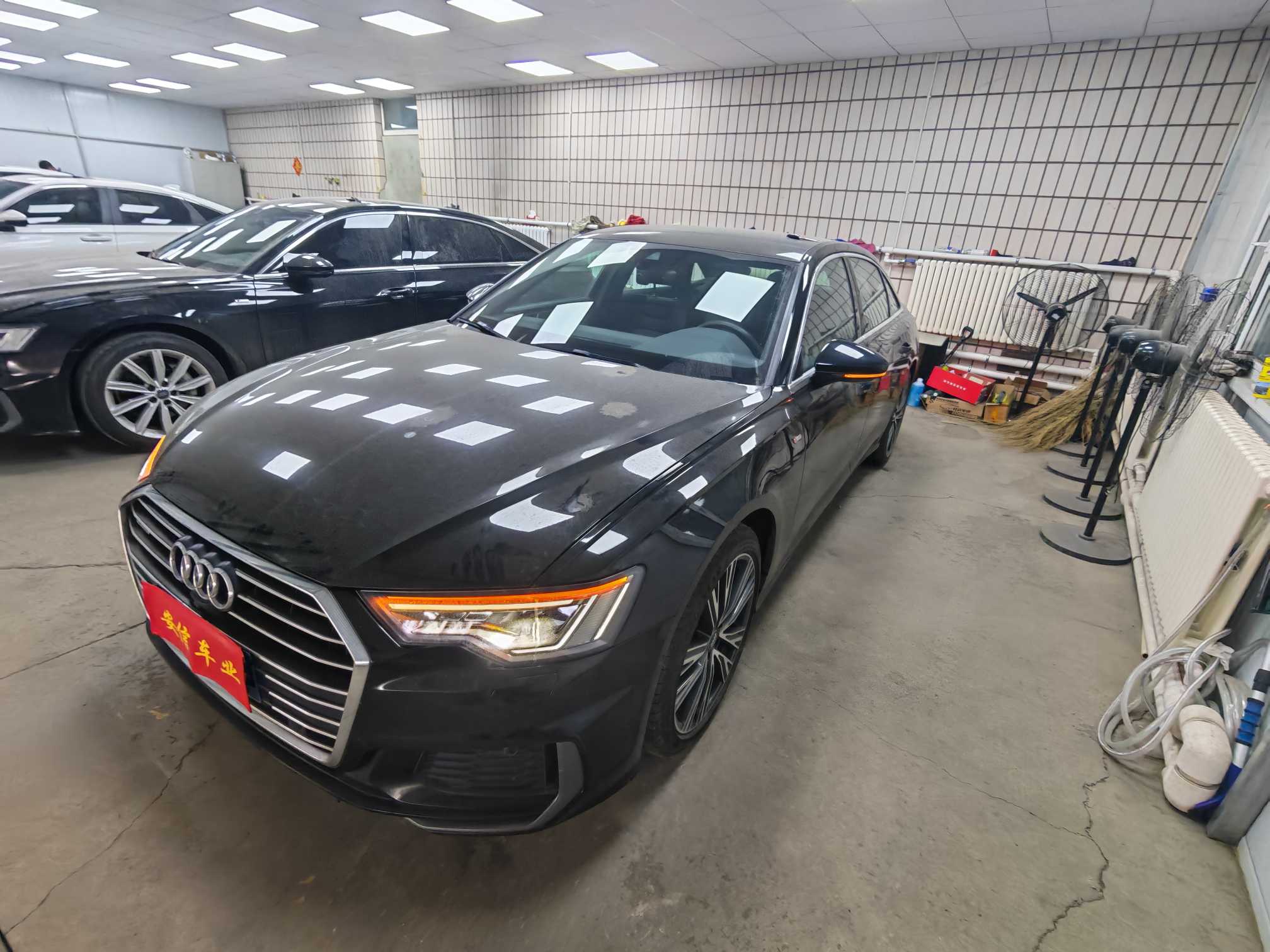 Audi A6L 2020 car image #2