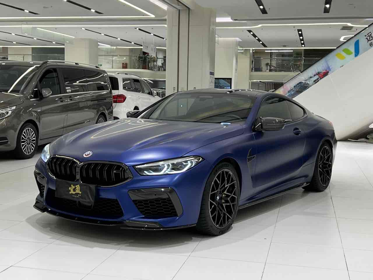 BMW M8 2021 car image #2