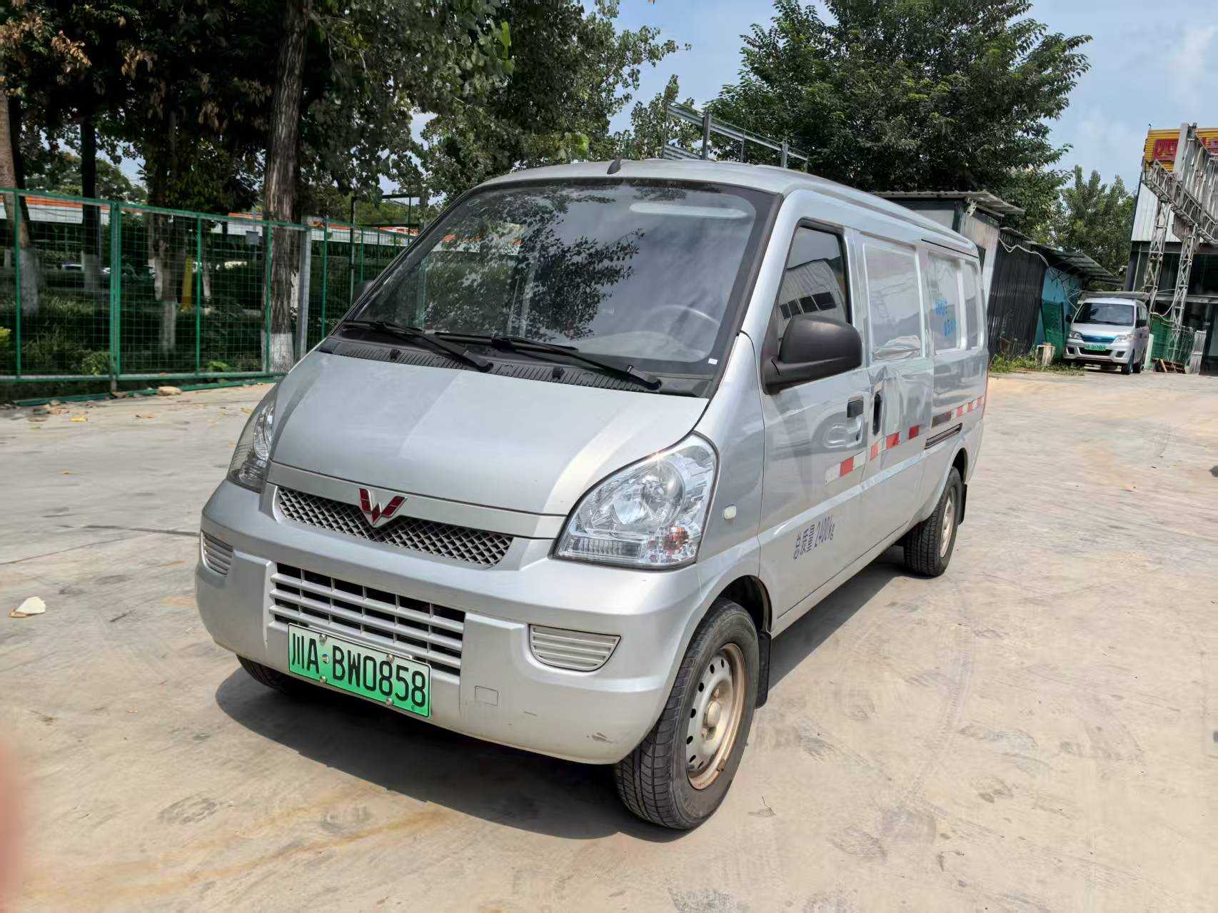 Wuling Rongguang EV 2021 car image #2