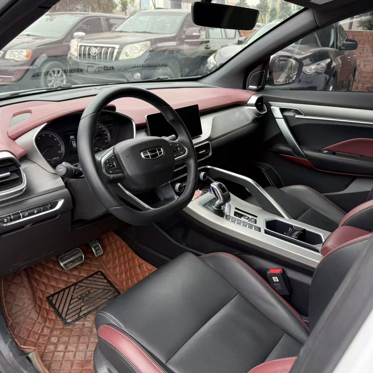 GEELY Coolray 2020 car image #2