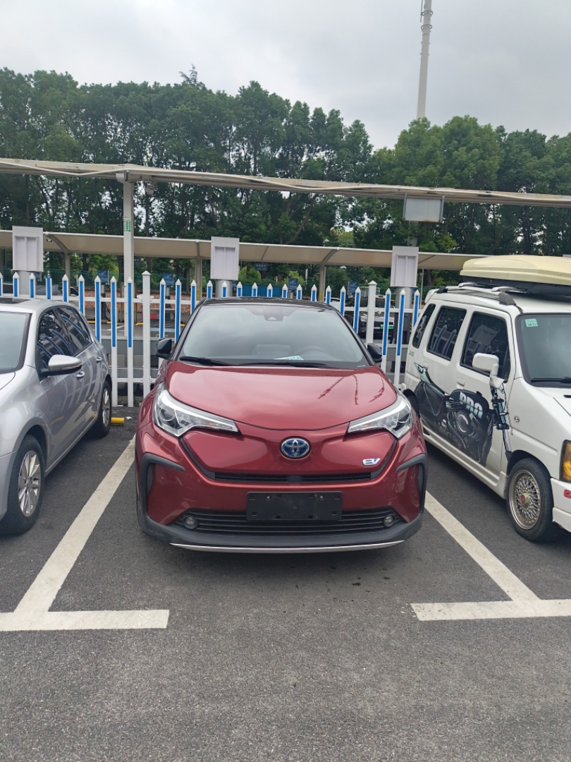 Toyota Izoa E 2020 #2 Toyota Izoa E 2020 imagen de coche #2