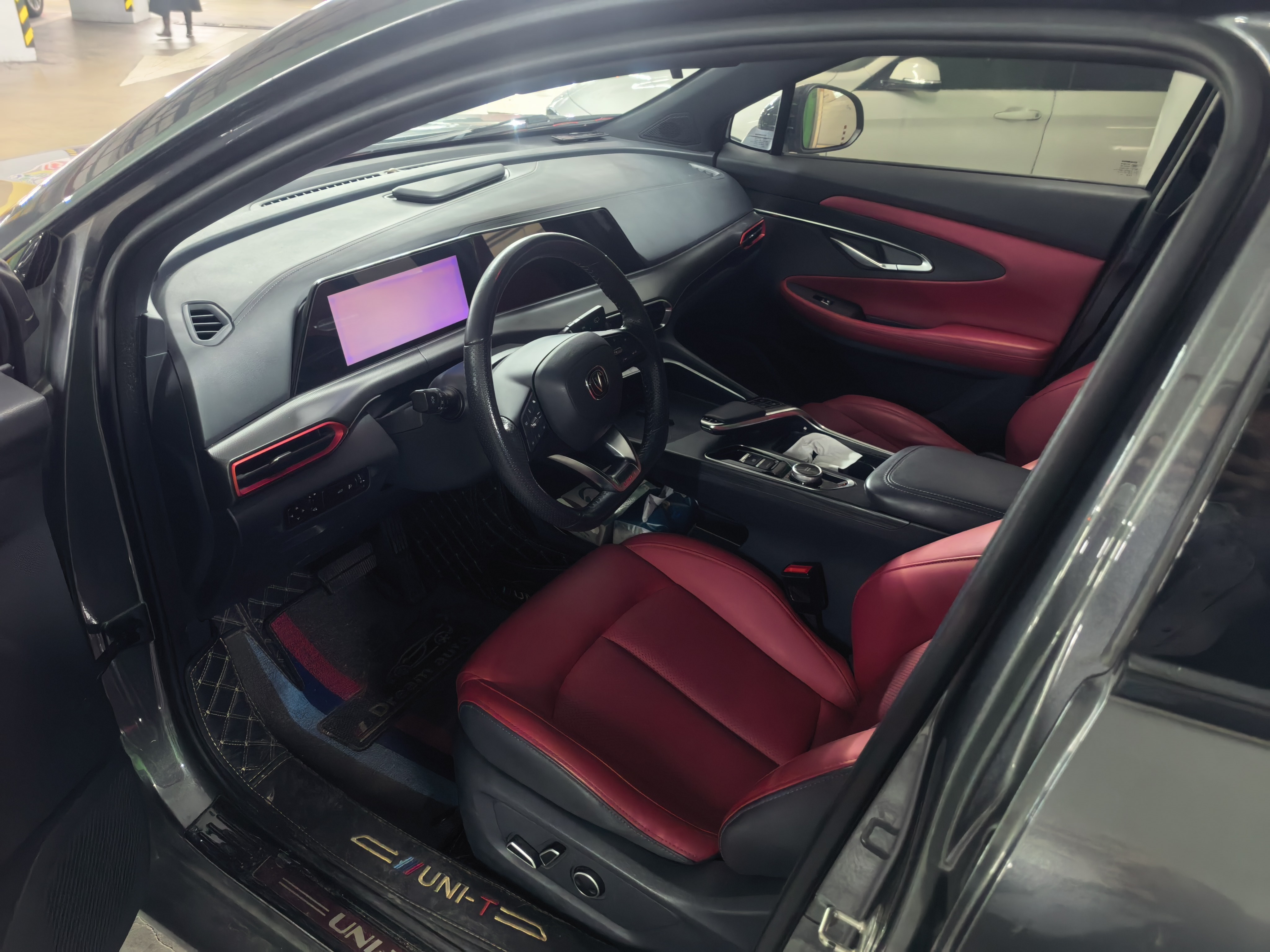 Changan UNI-T 2020 imagen de coche #2