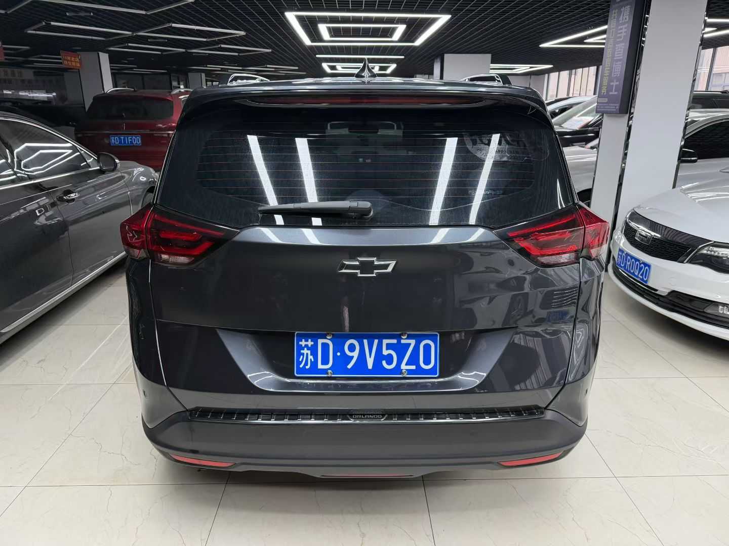 Chevrolet Orlando 2023 #2 Chevrolet Orlando 2023 car image #2