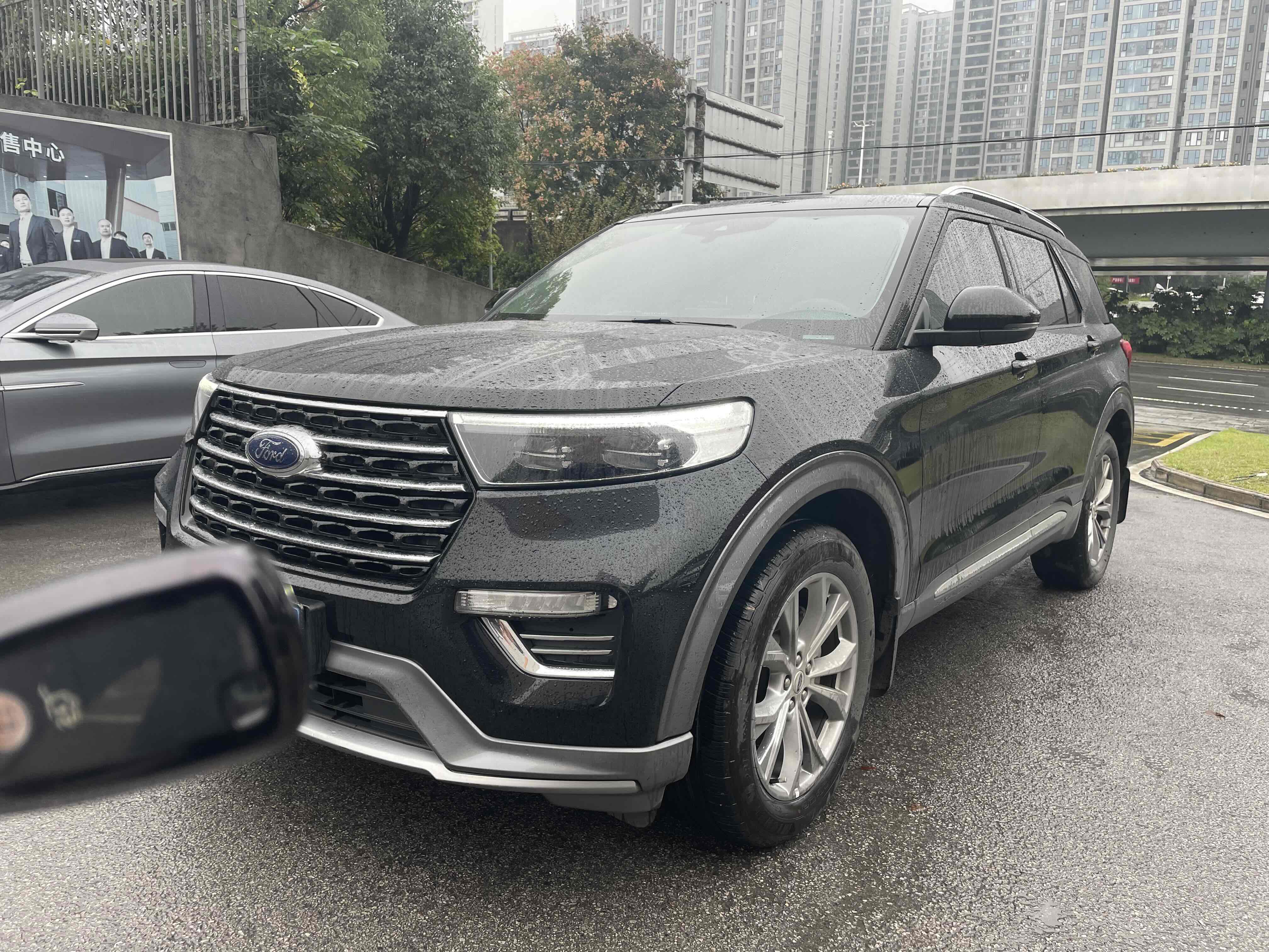 Ford Explorer 2021 #2 Ford Explorer 2021 car image #2