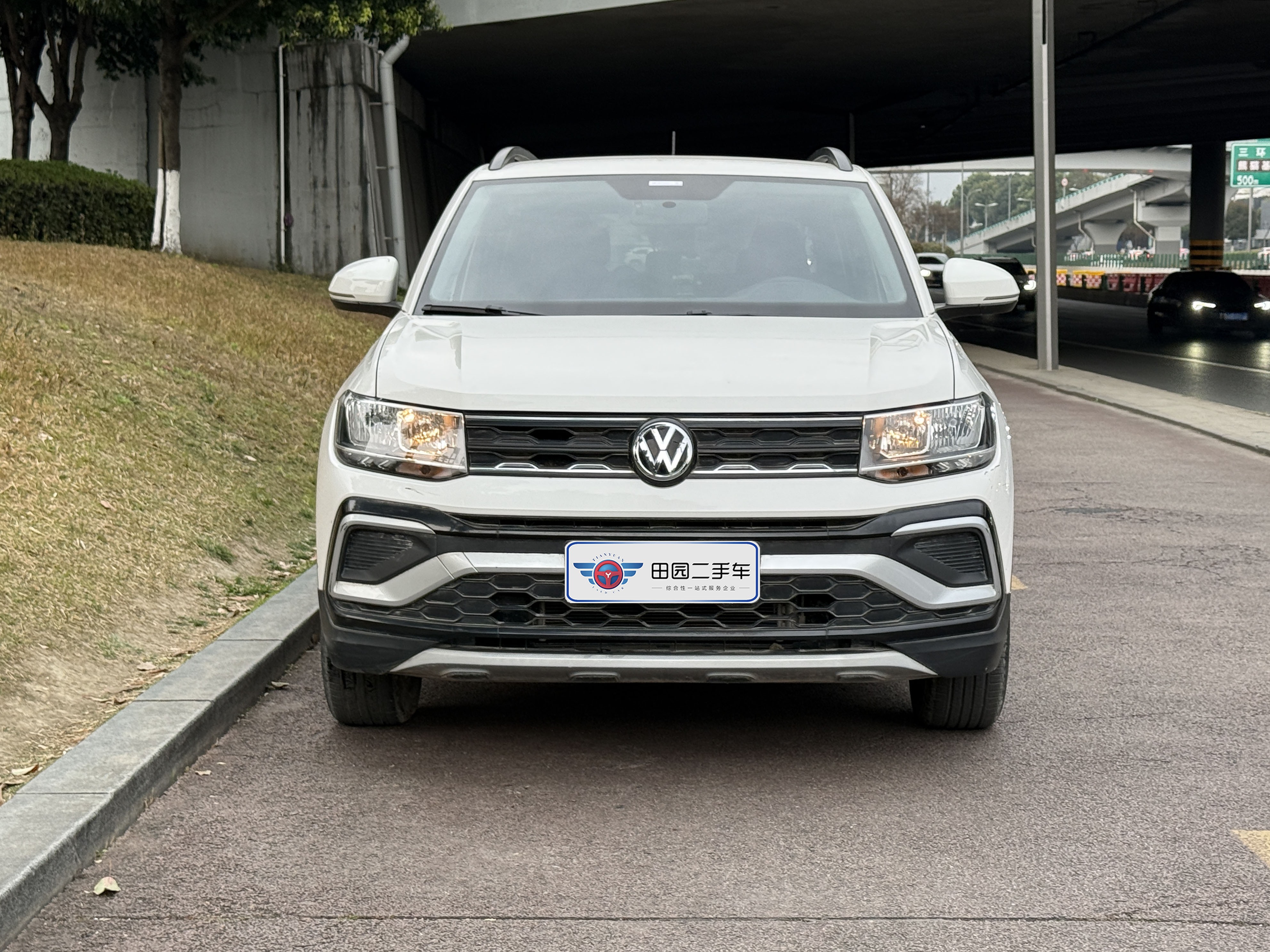 Volkswagen T-Cross 2021 #2 Volkswagen T-Cross 2021 car image #2
