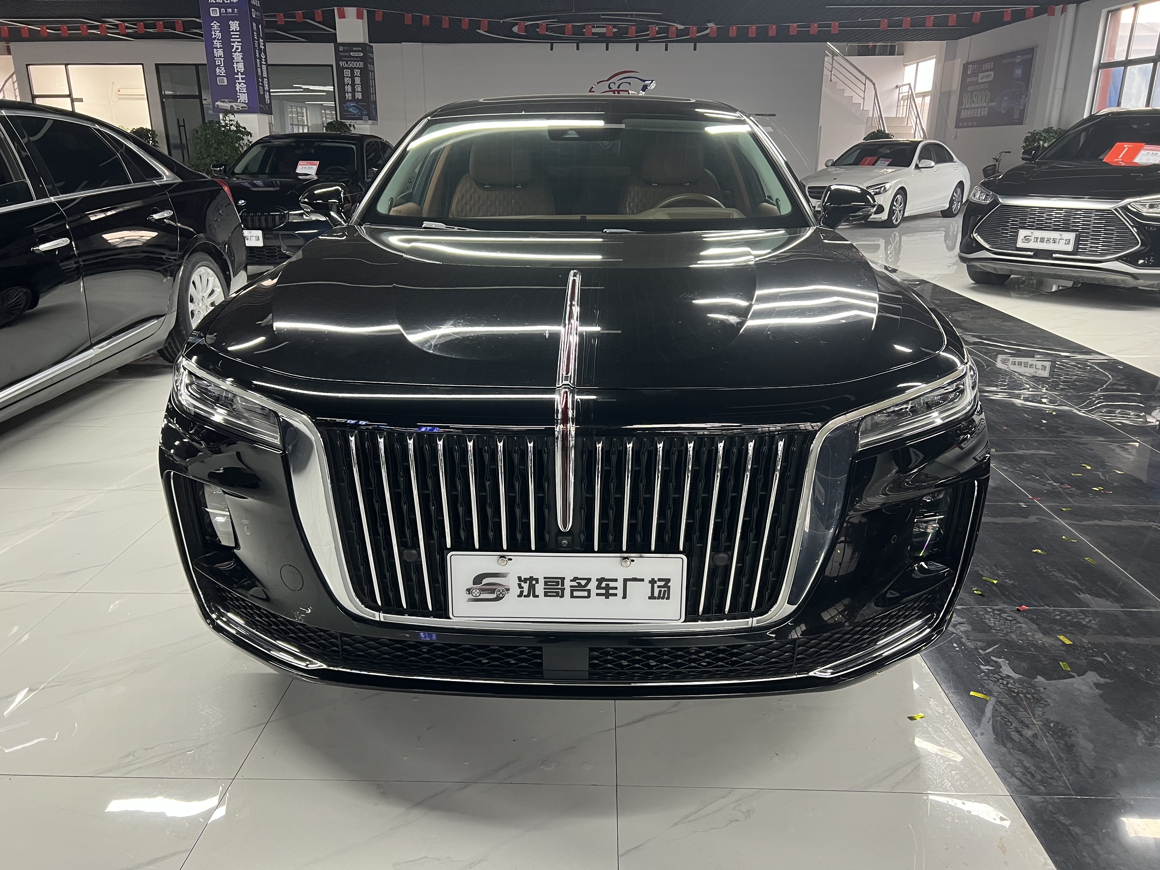 HongQi H9 2022 car image #2