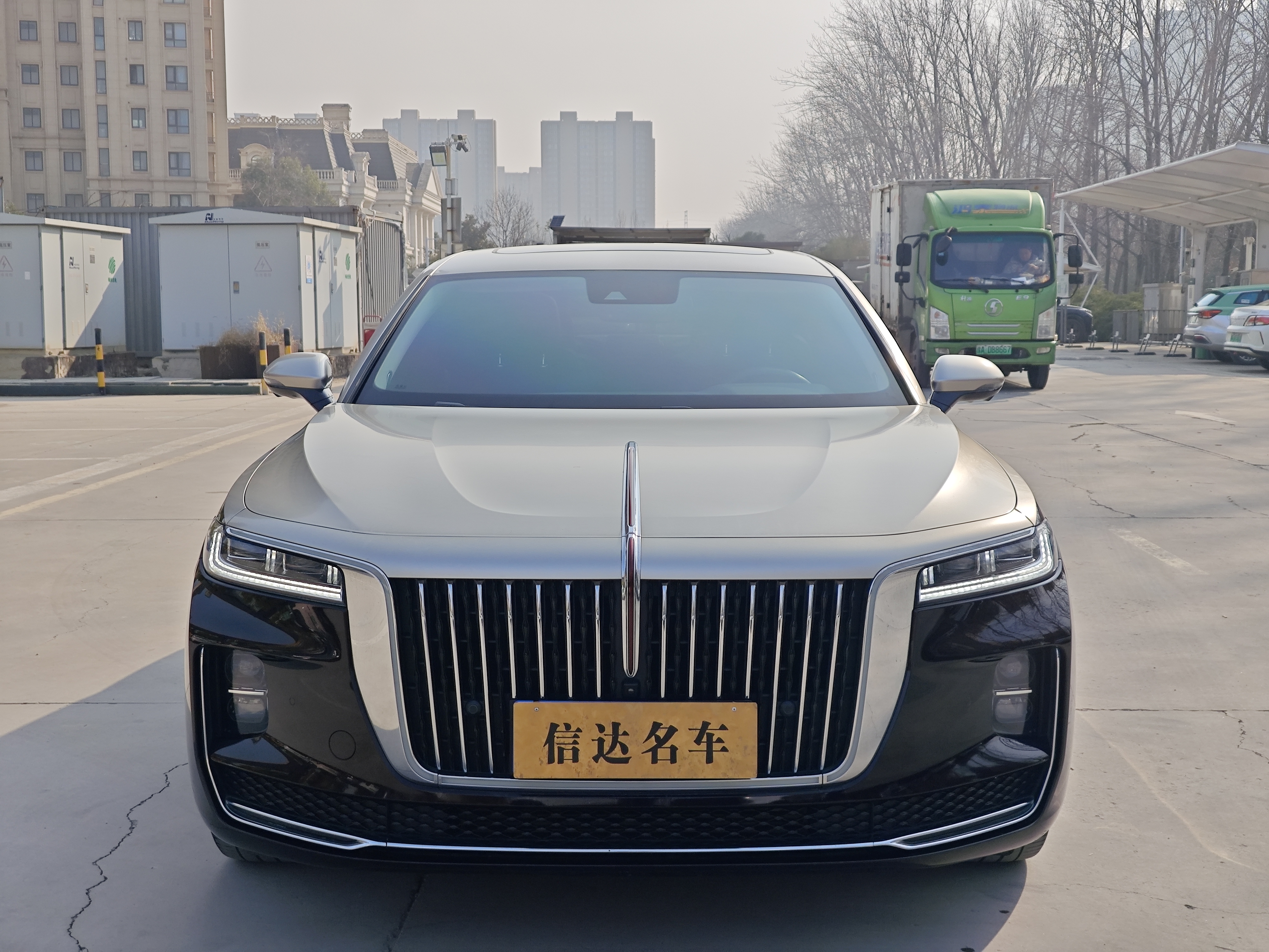 HongQi H9 2021 car image #2