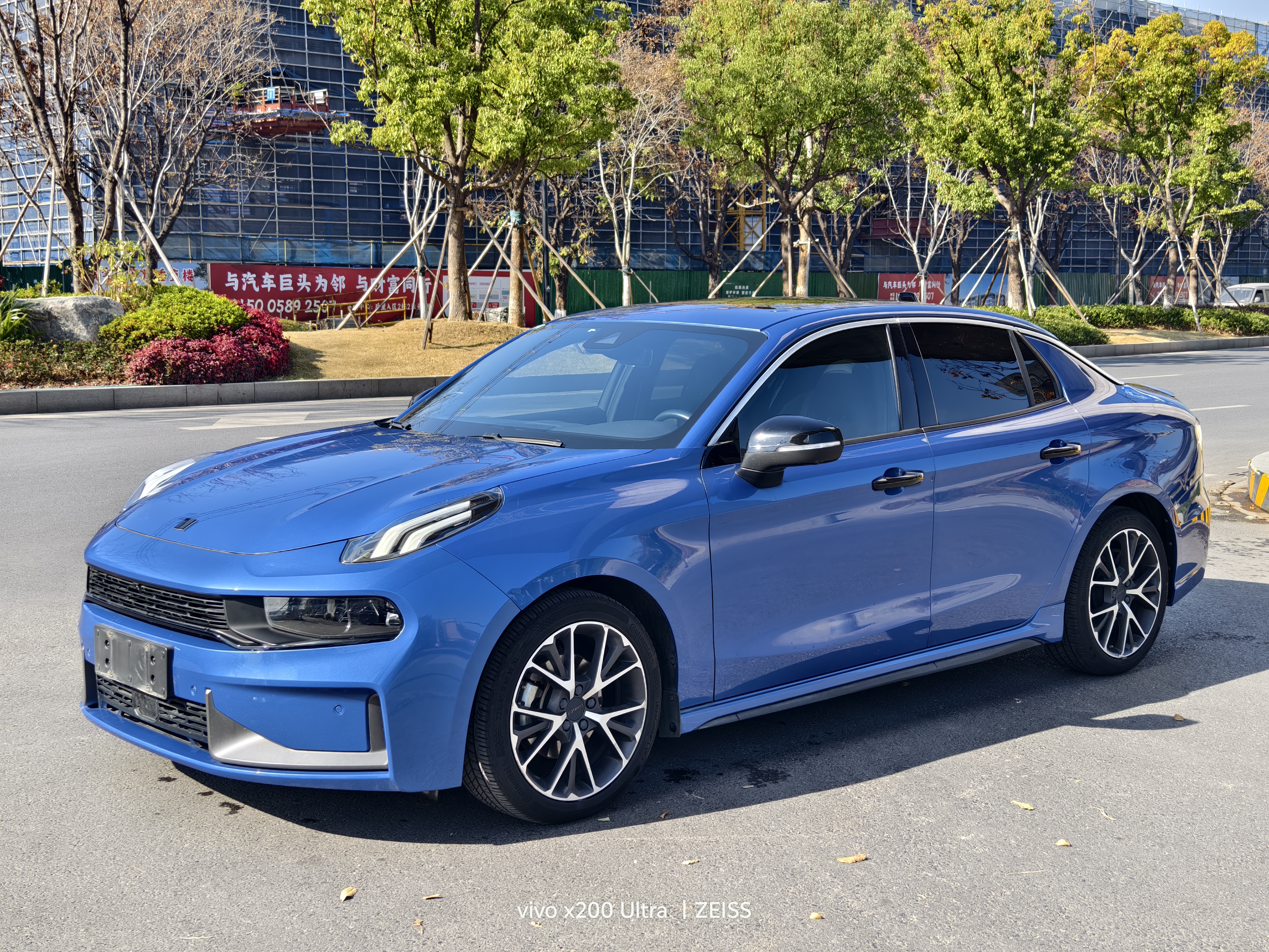 Lynk & Co 03 2021 car image #2