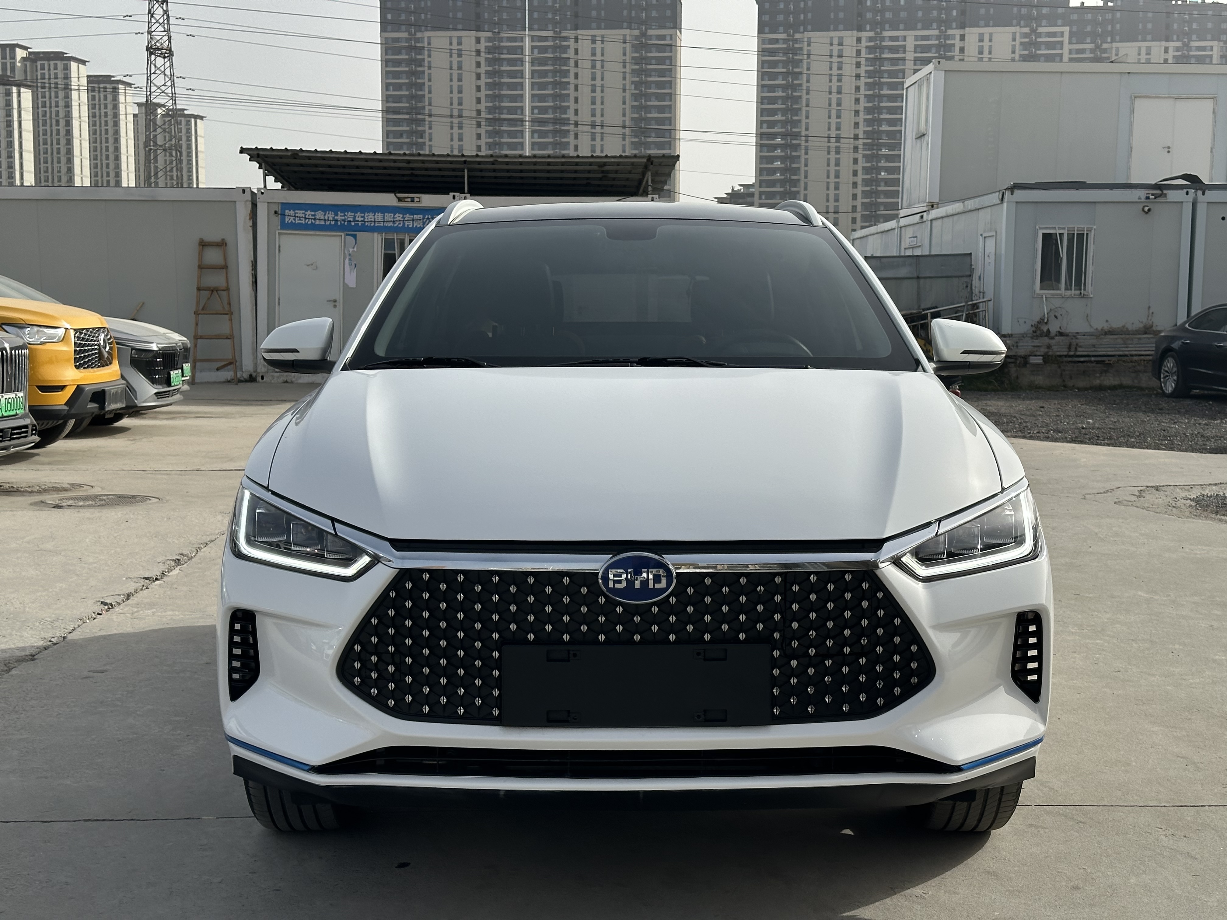 BYD e2 2020 #2 BYD e2 2020 immagine di auto #2