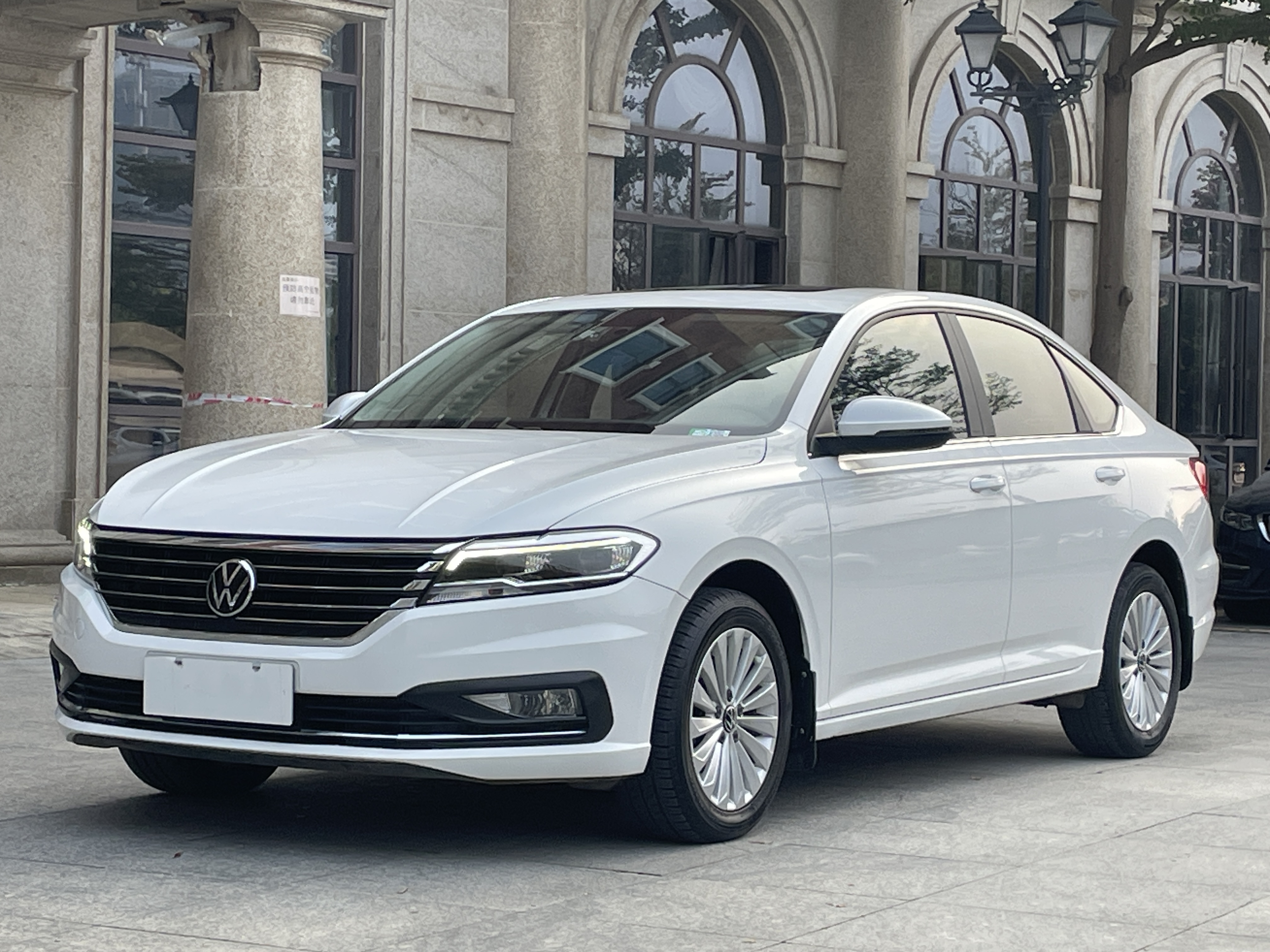 Volkswagen Lavida 2021 car image #2