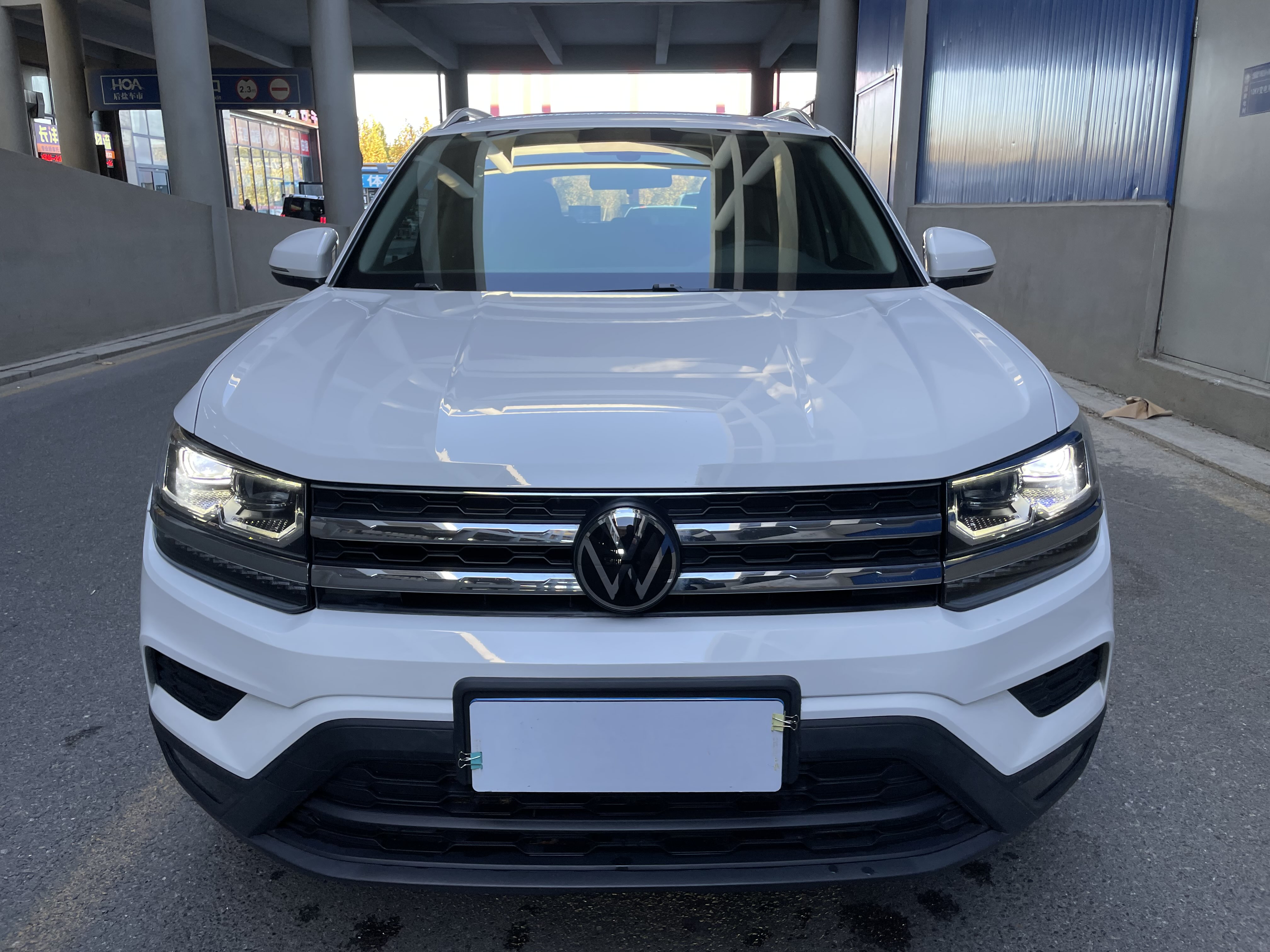 Volkswagen Tharu 2021 car image #2