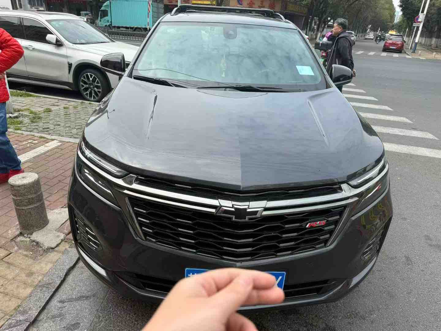Chevrolet Equinox 2021 صورة سيارة #2