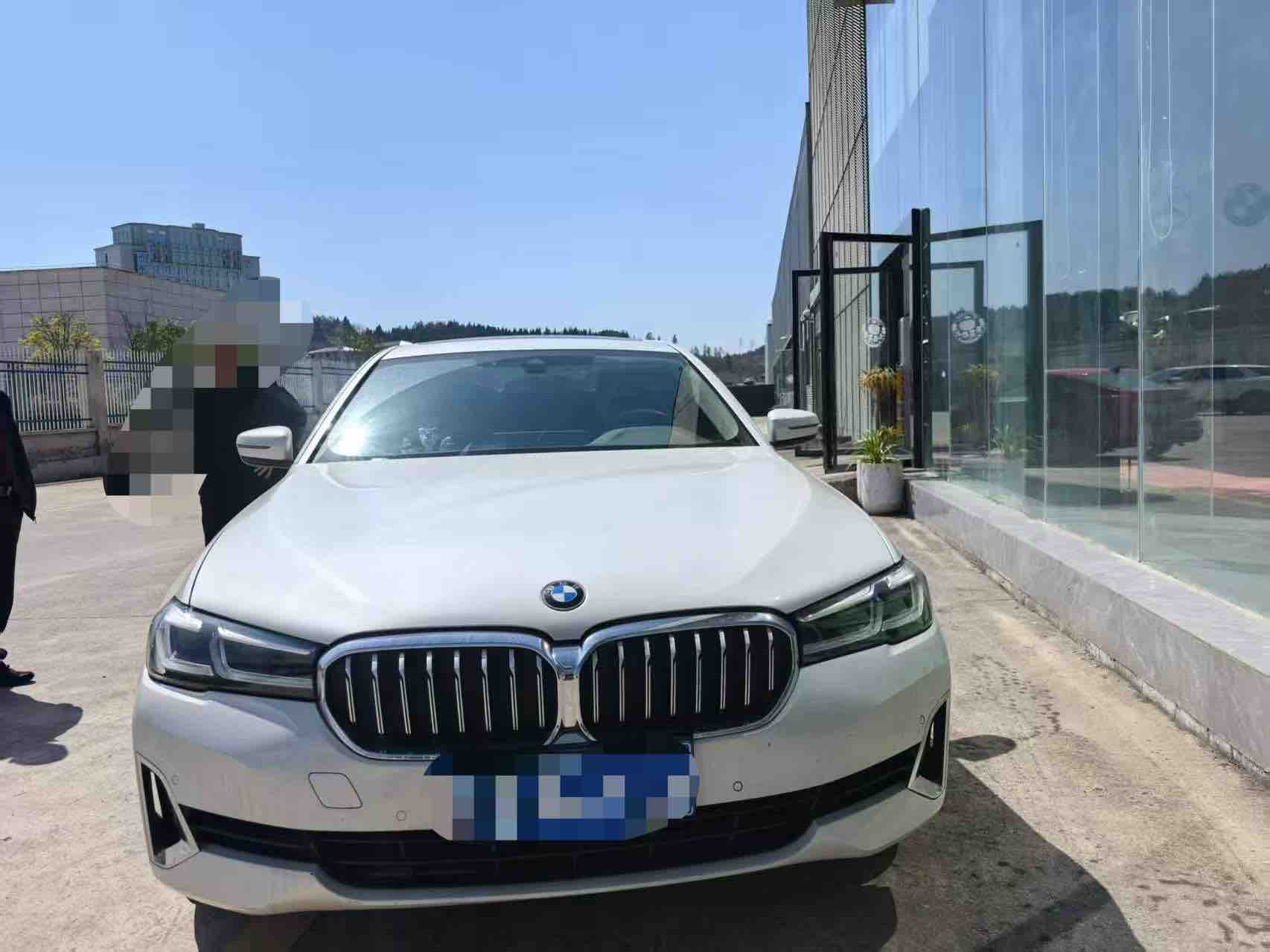 BMW 5 Series 2021 car image #2