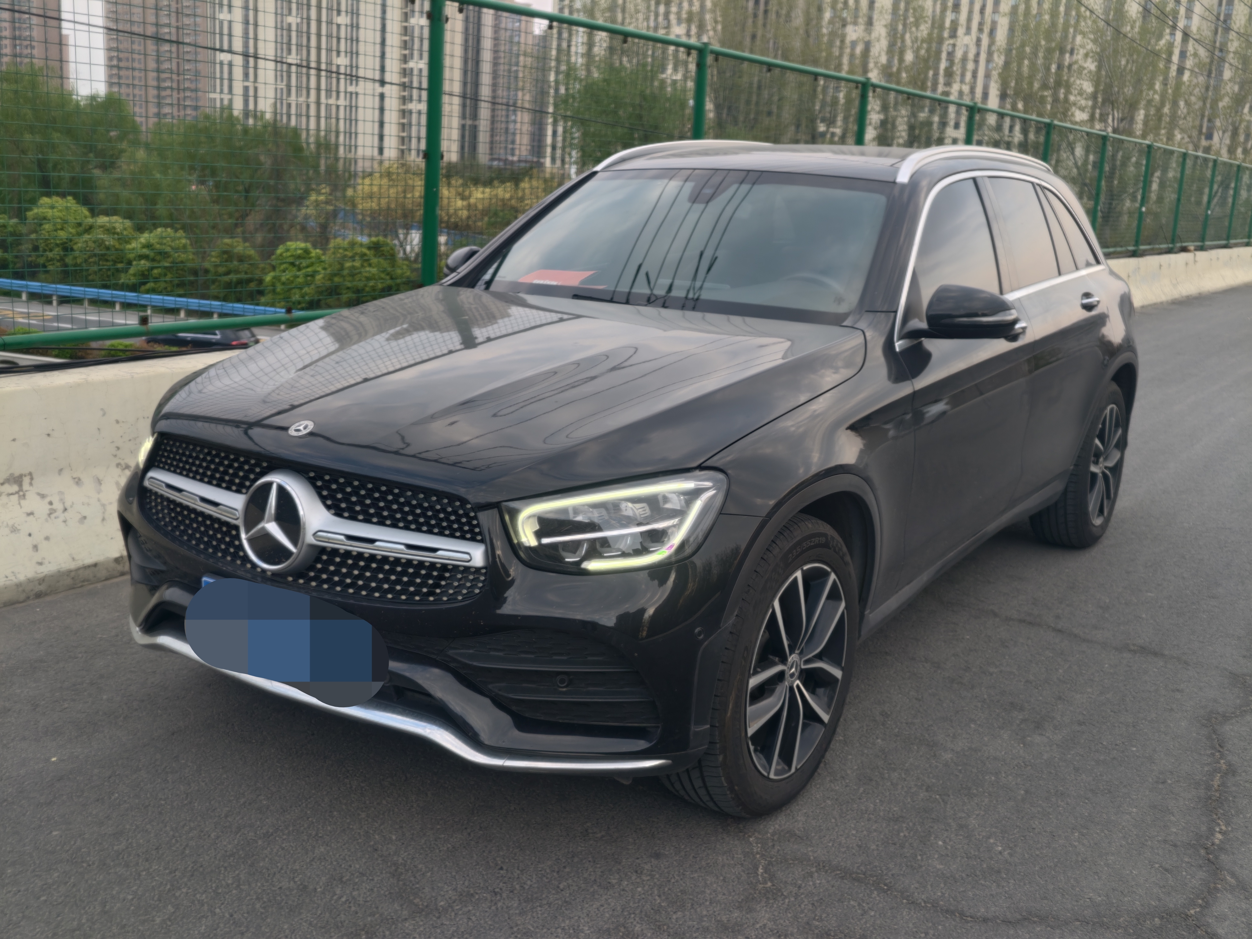 Mercedes-Benz GLC Class 2021 car image #2