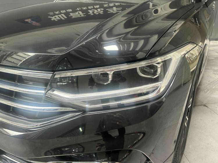 Volkswagen Tiguan L 2021 #2 Volkswagen Tiguan L 2021 car image #2