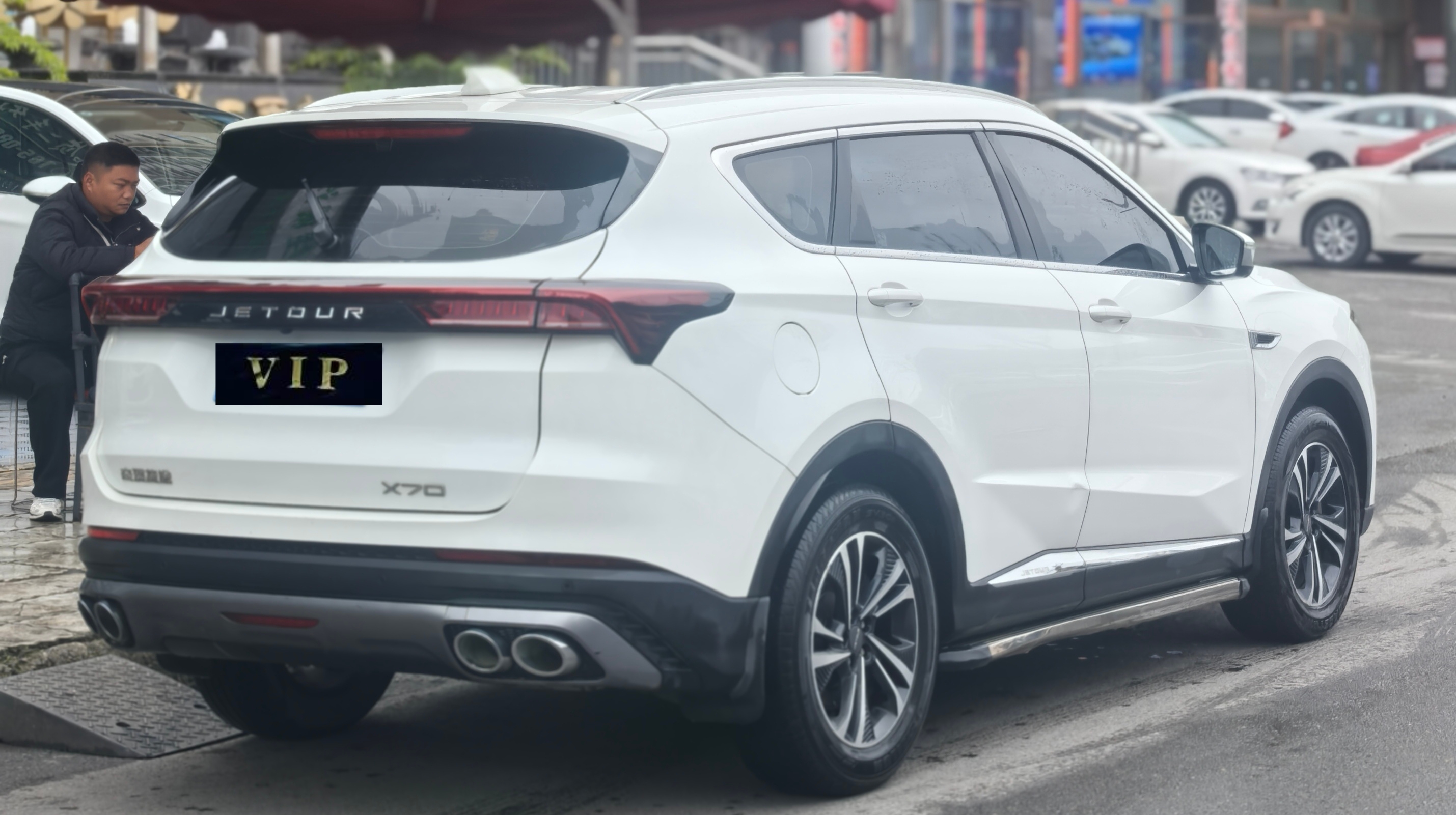 X70 PLUS 2020 car image #2