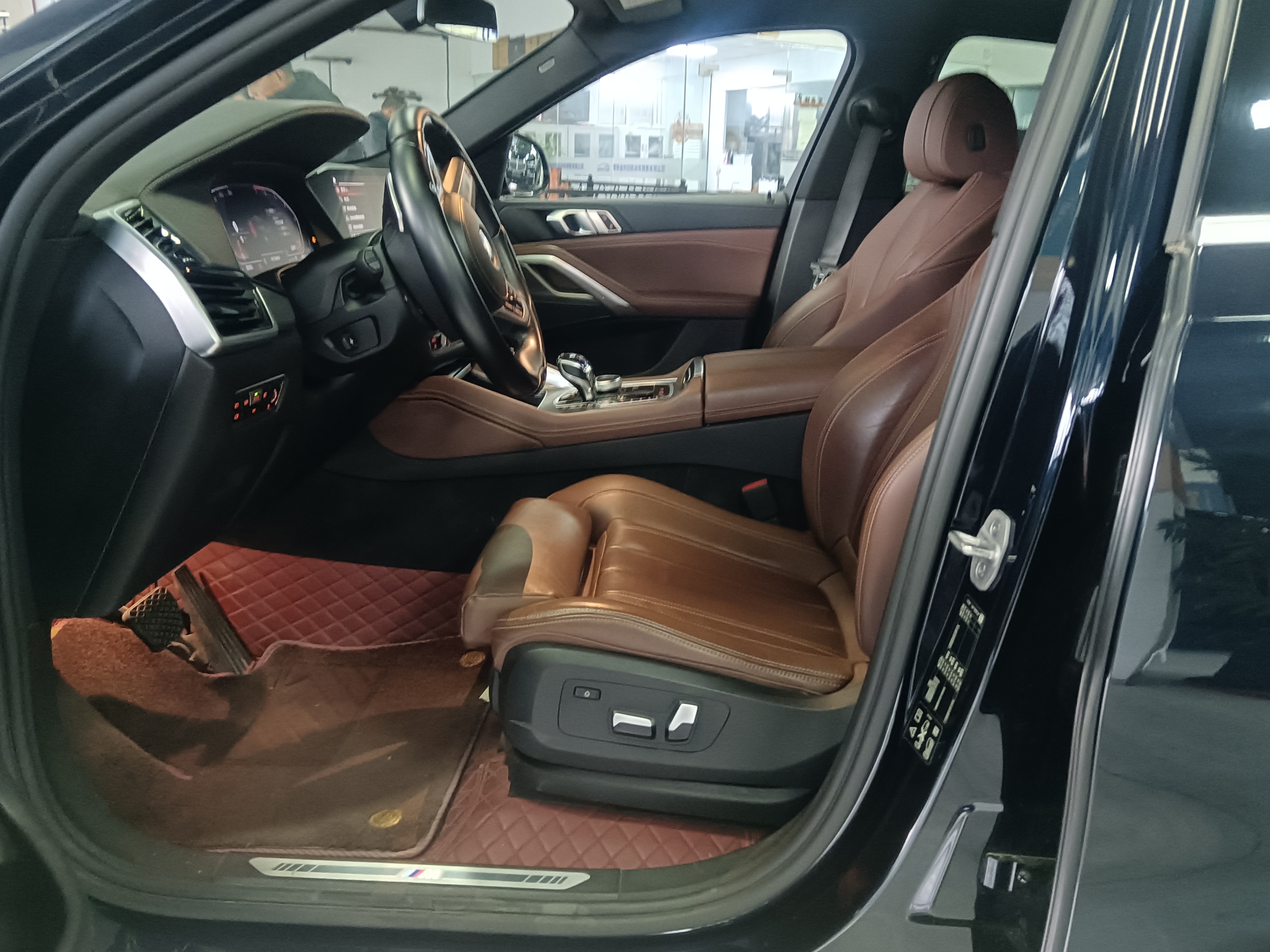 BMW X6 2021 #2 BMW X6 2021 immagine di auto #2