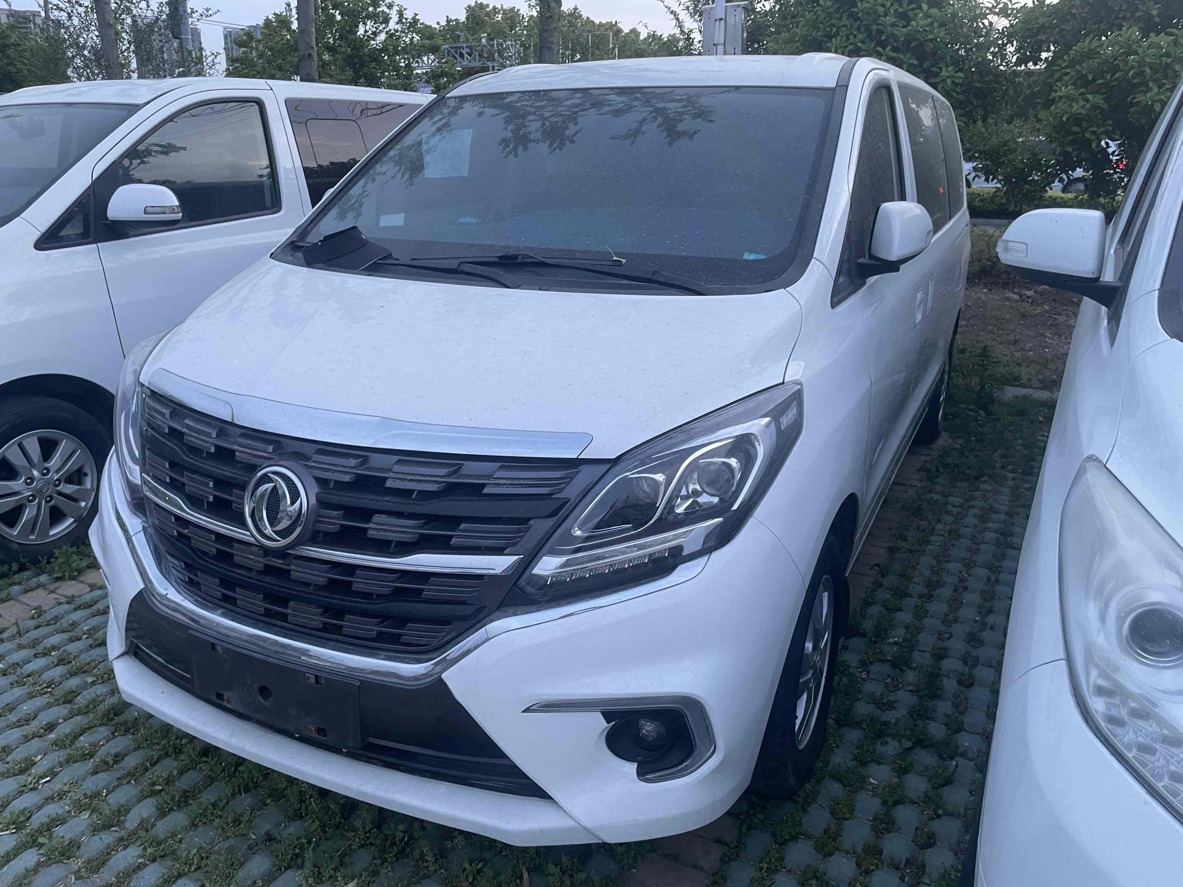 Forthing M7 2021 #2 Forthing M7 2021 صورة سيارة #2