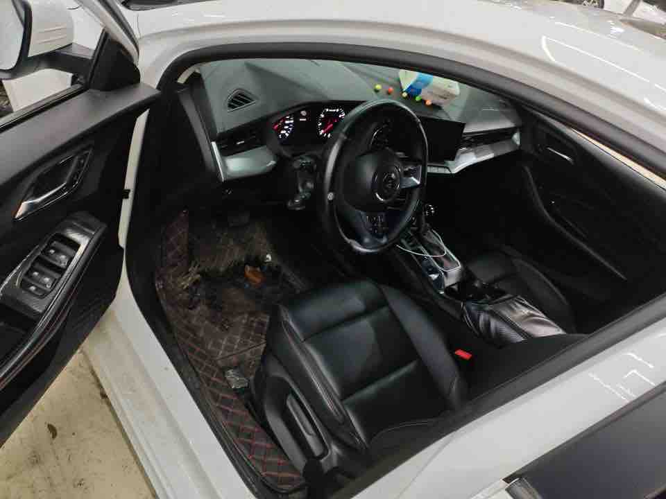 MG 5 2023 car image #2