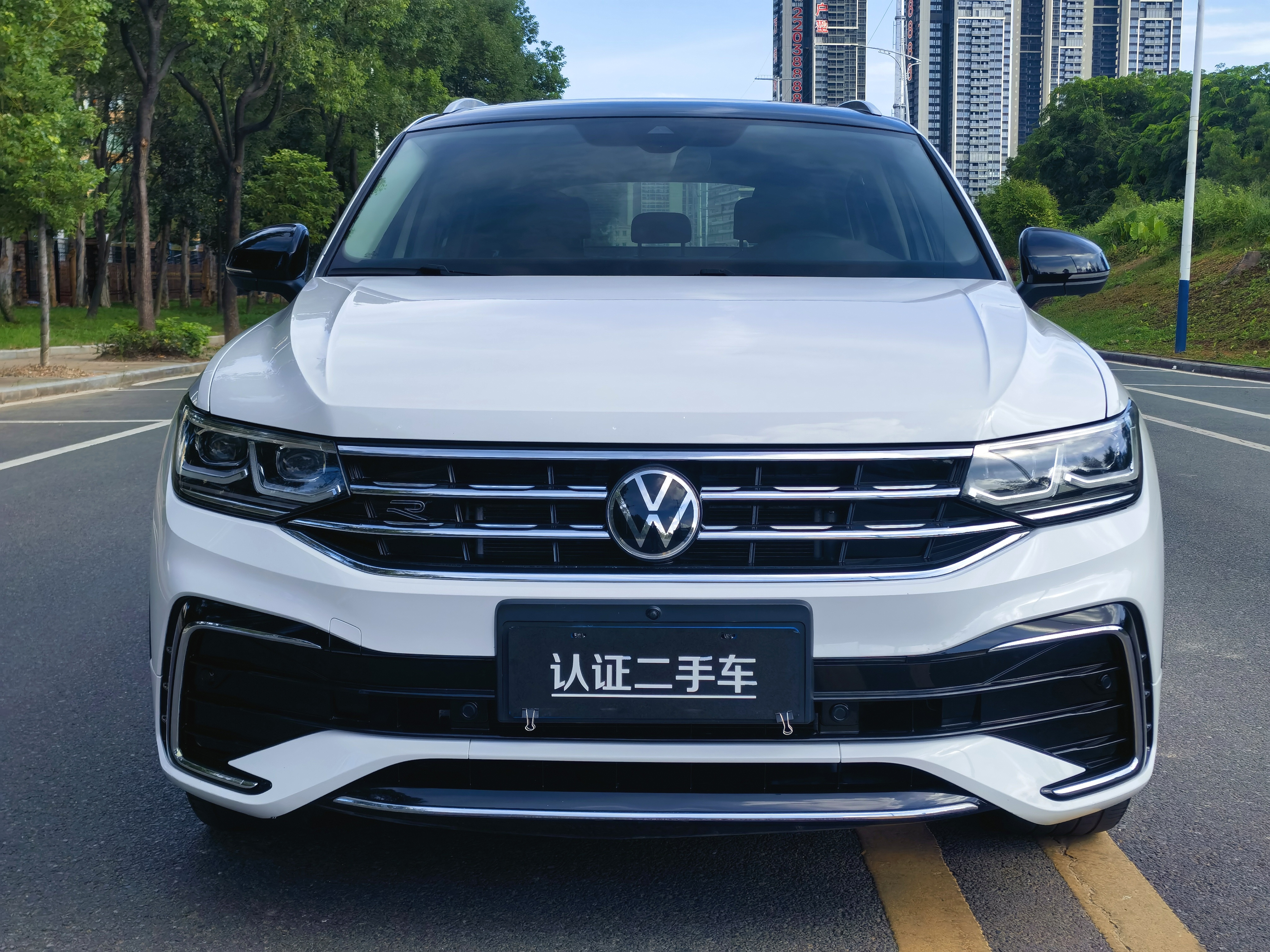 Volkswagen Tiguan X 2021 car image #2