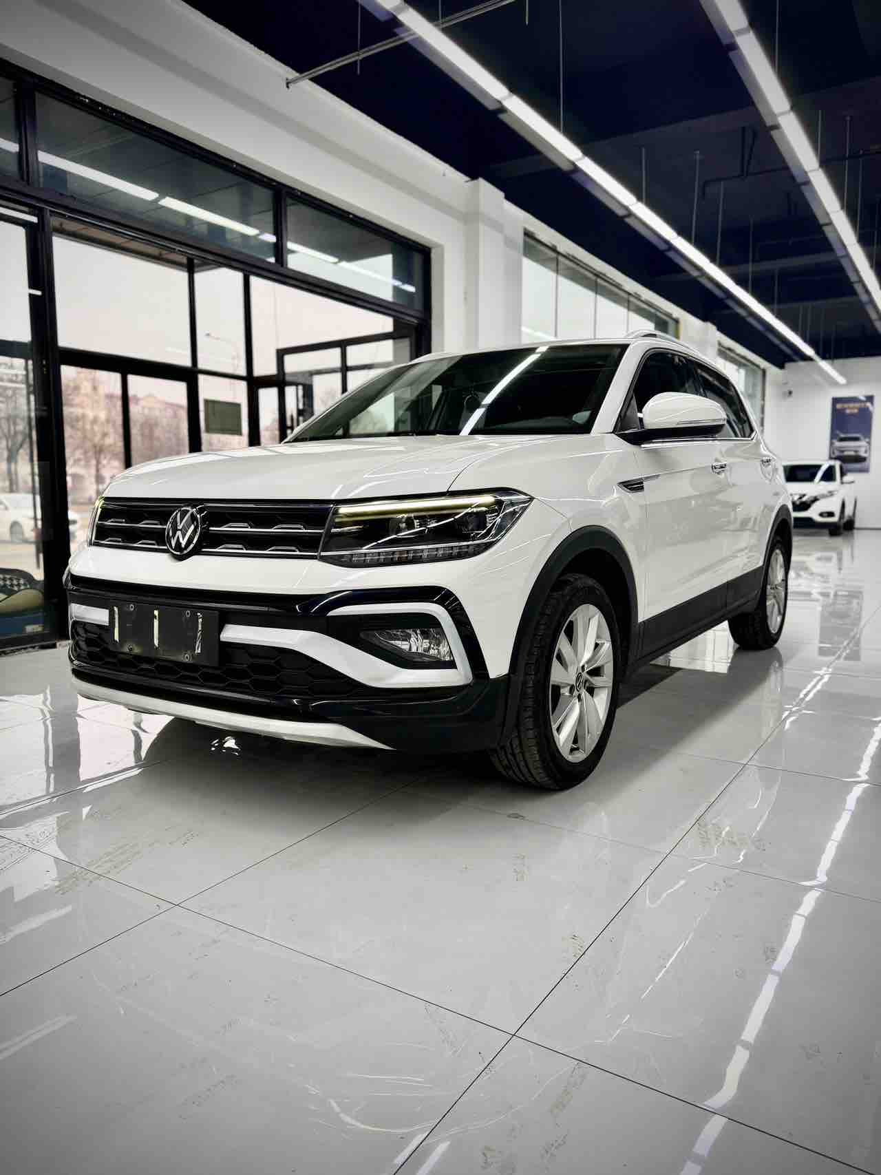 Volkswagen T-Cross 2021 #2 Volkswagen T-Cross 2021 car image #2