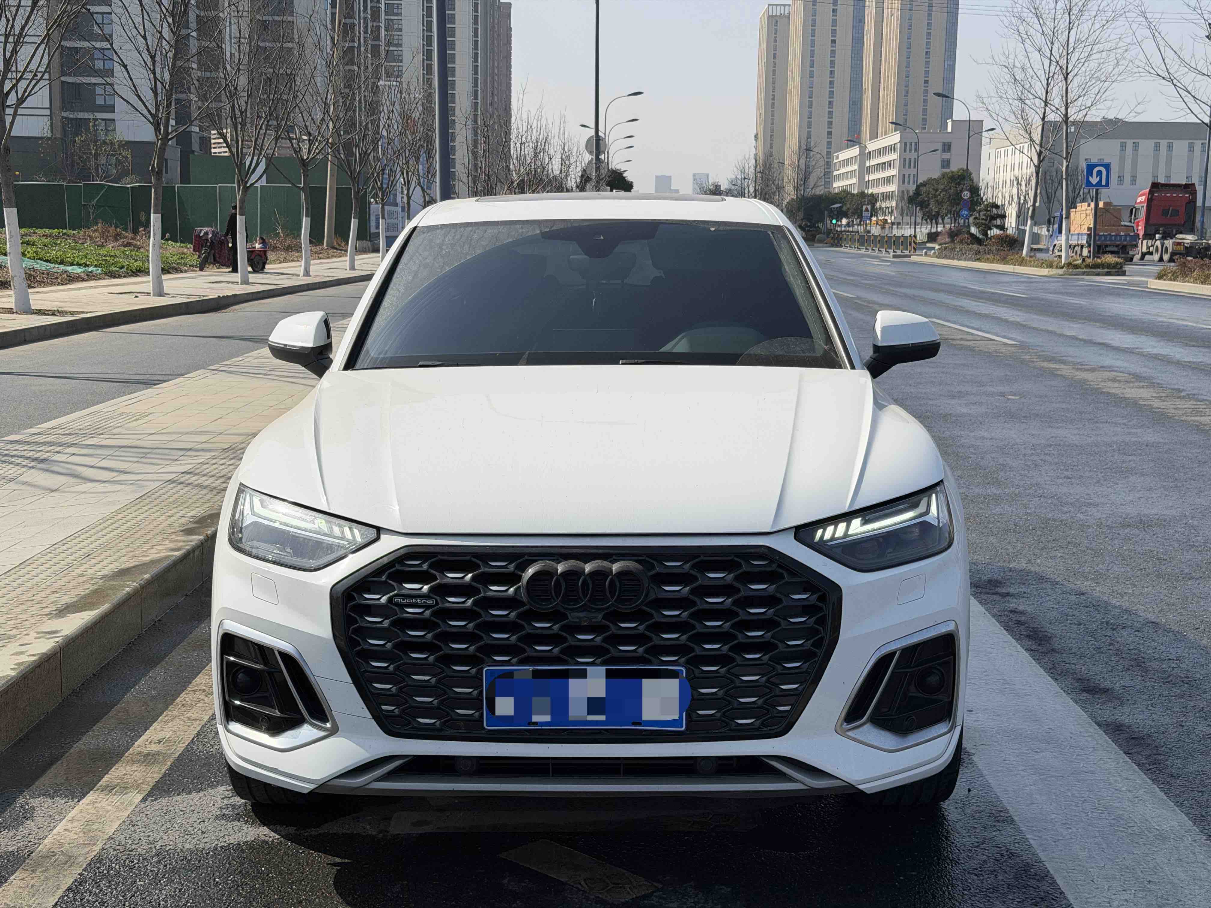 Audi Q5L Sportback 2021 #2 Audi Q5L Sportback 2021 car image #2