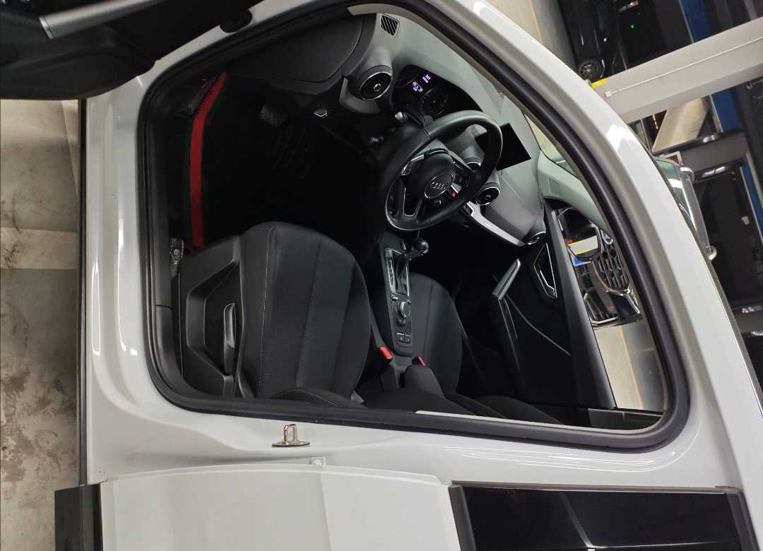 Q2L 2021 #2 Q2L 2021 car image #2