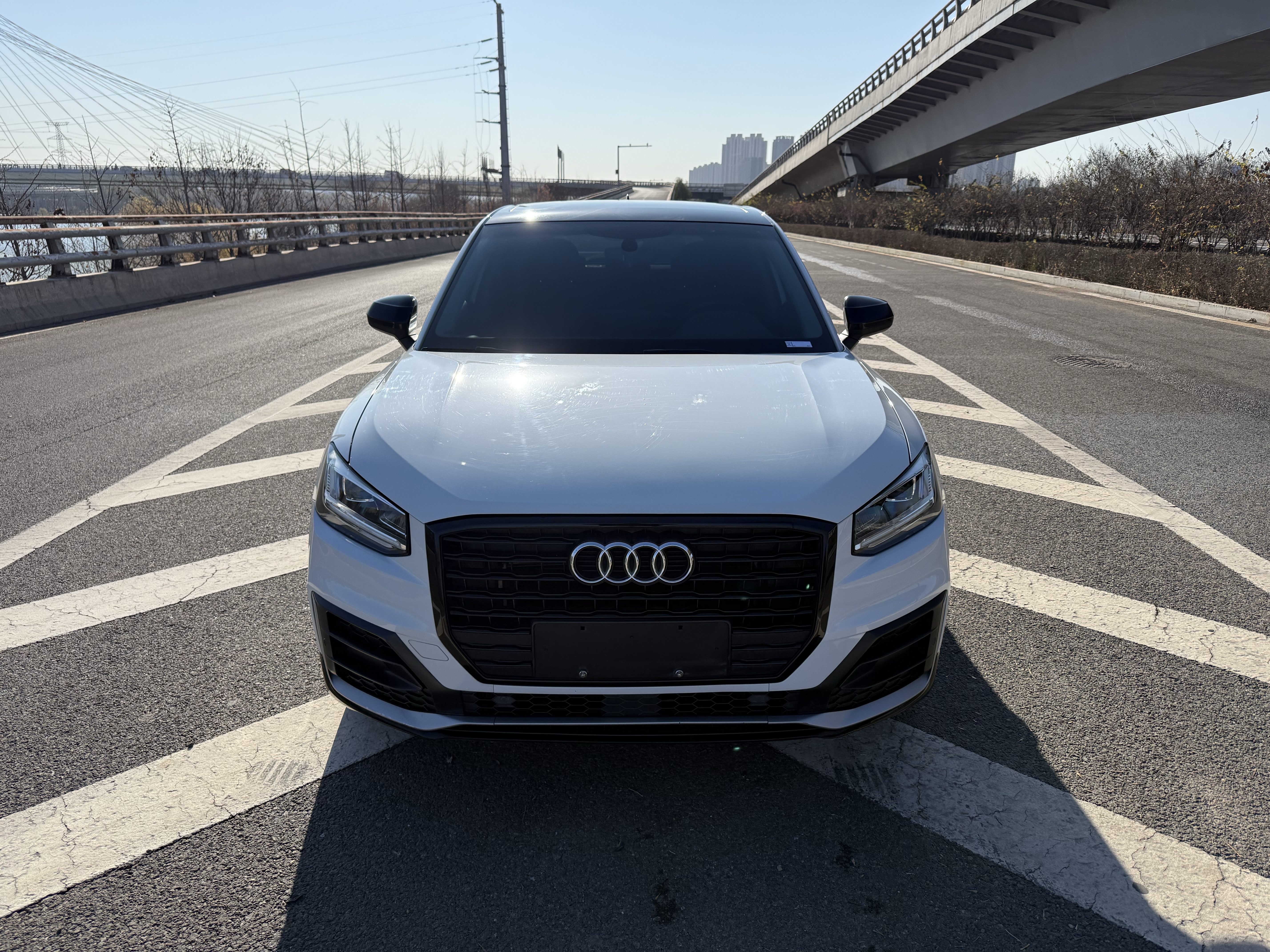Q2L 2020 car image #2
