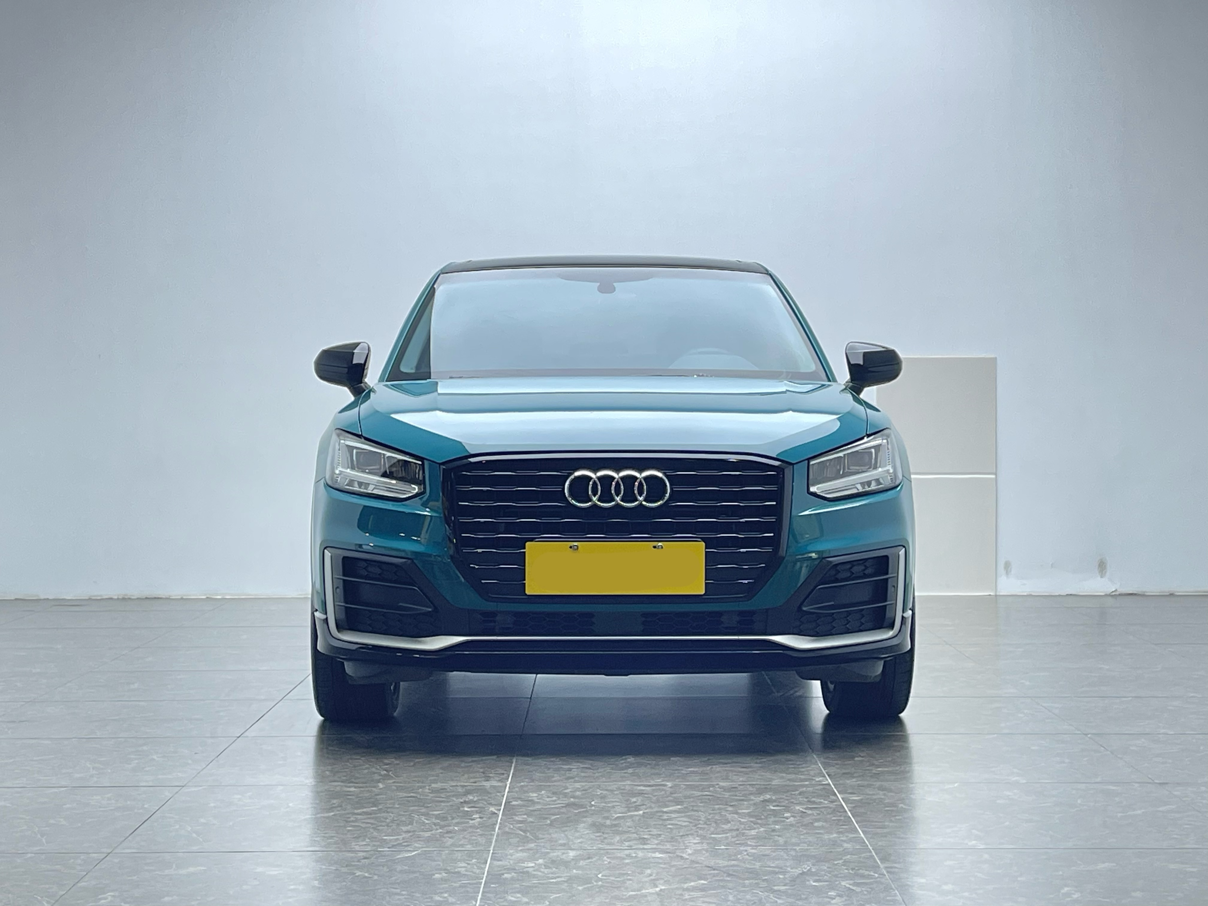 Q2L 2021 #2 Q2L 2021 car image #2