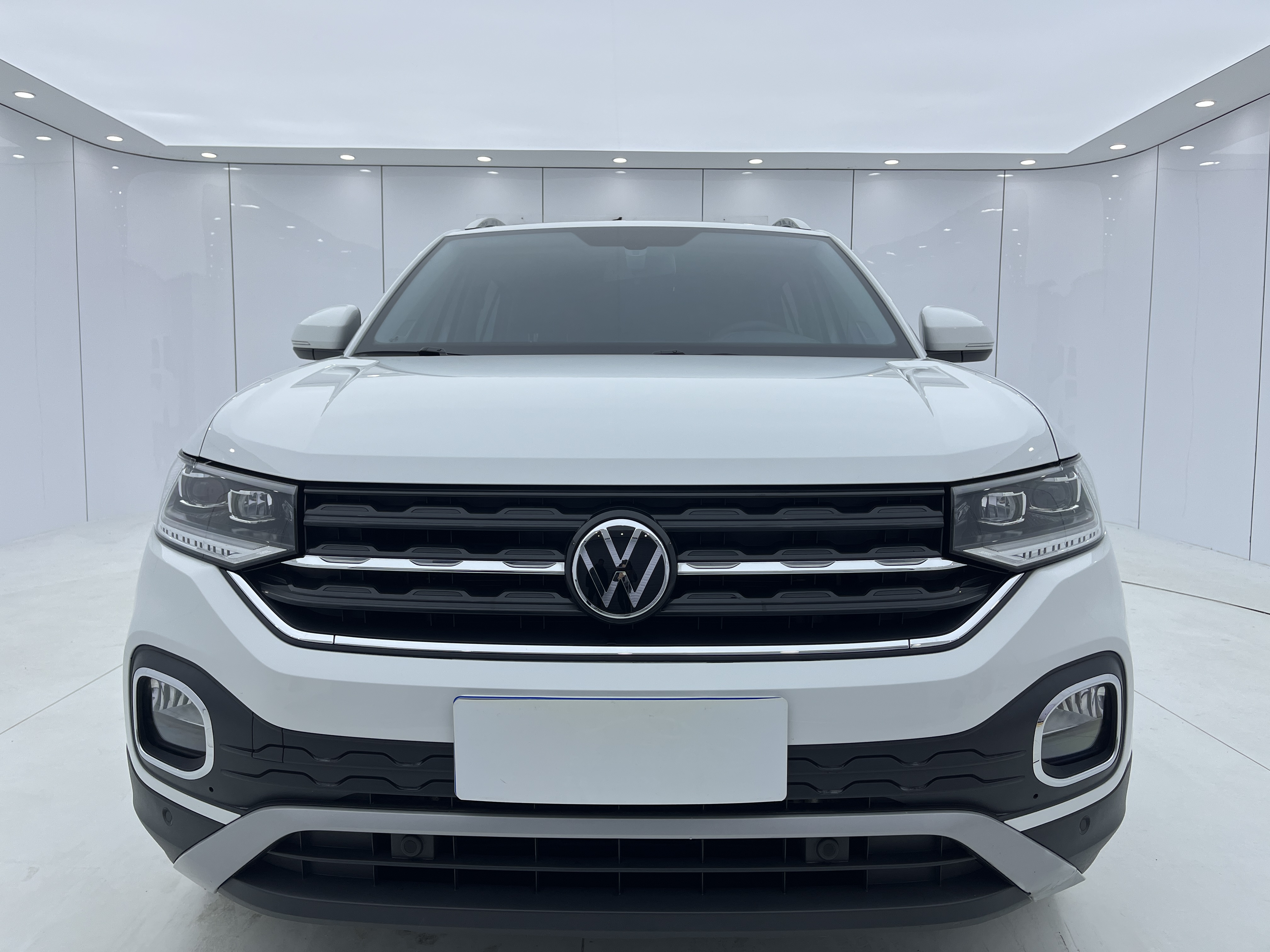 Tacqua 2021 car image #2