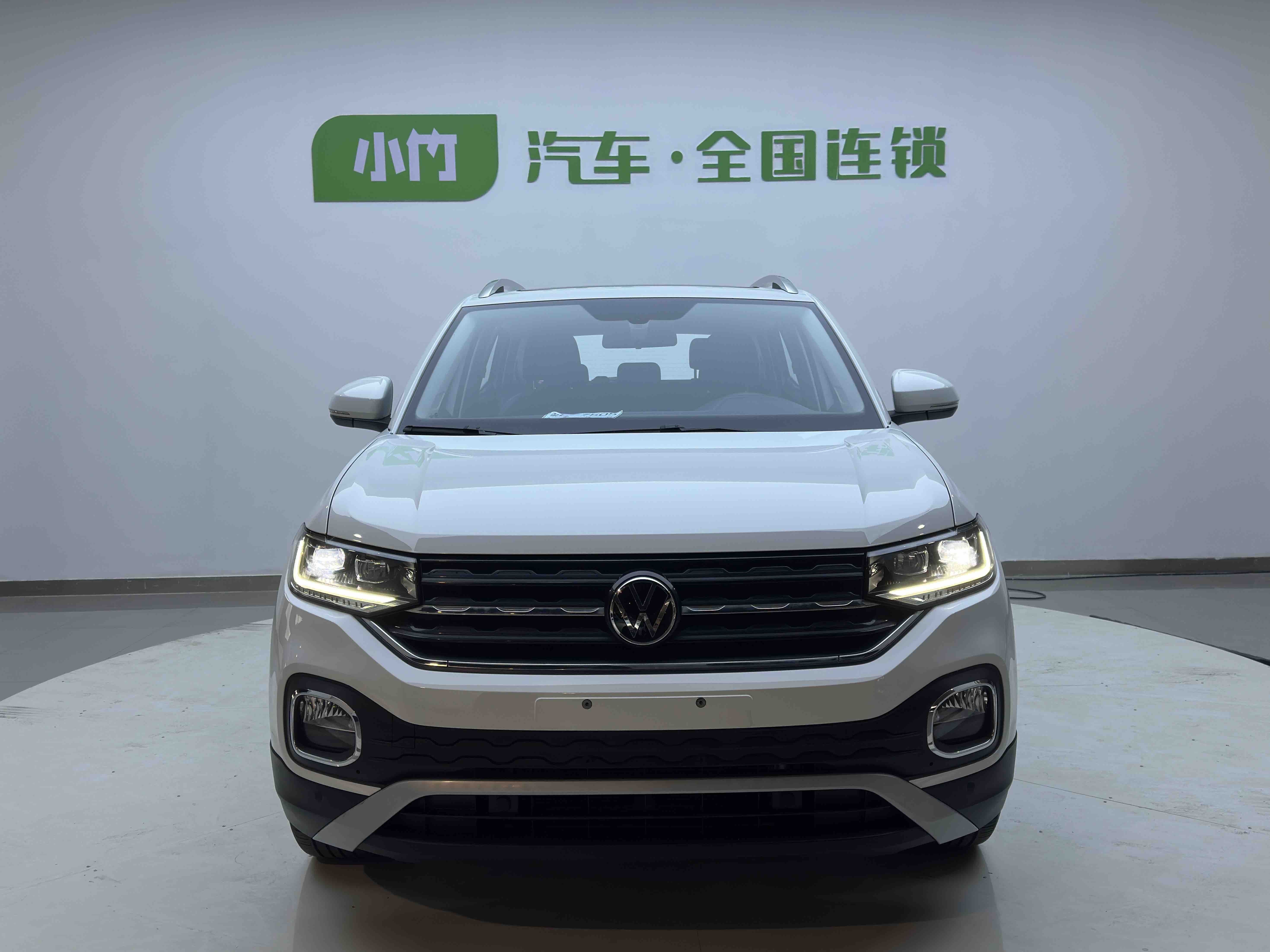 Volkswagen Tacqua 2023 car image #2