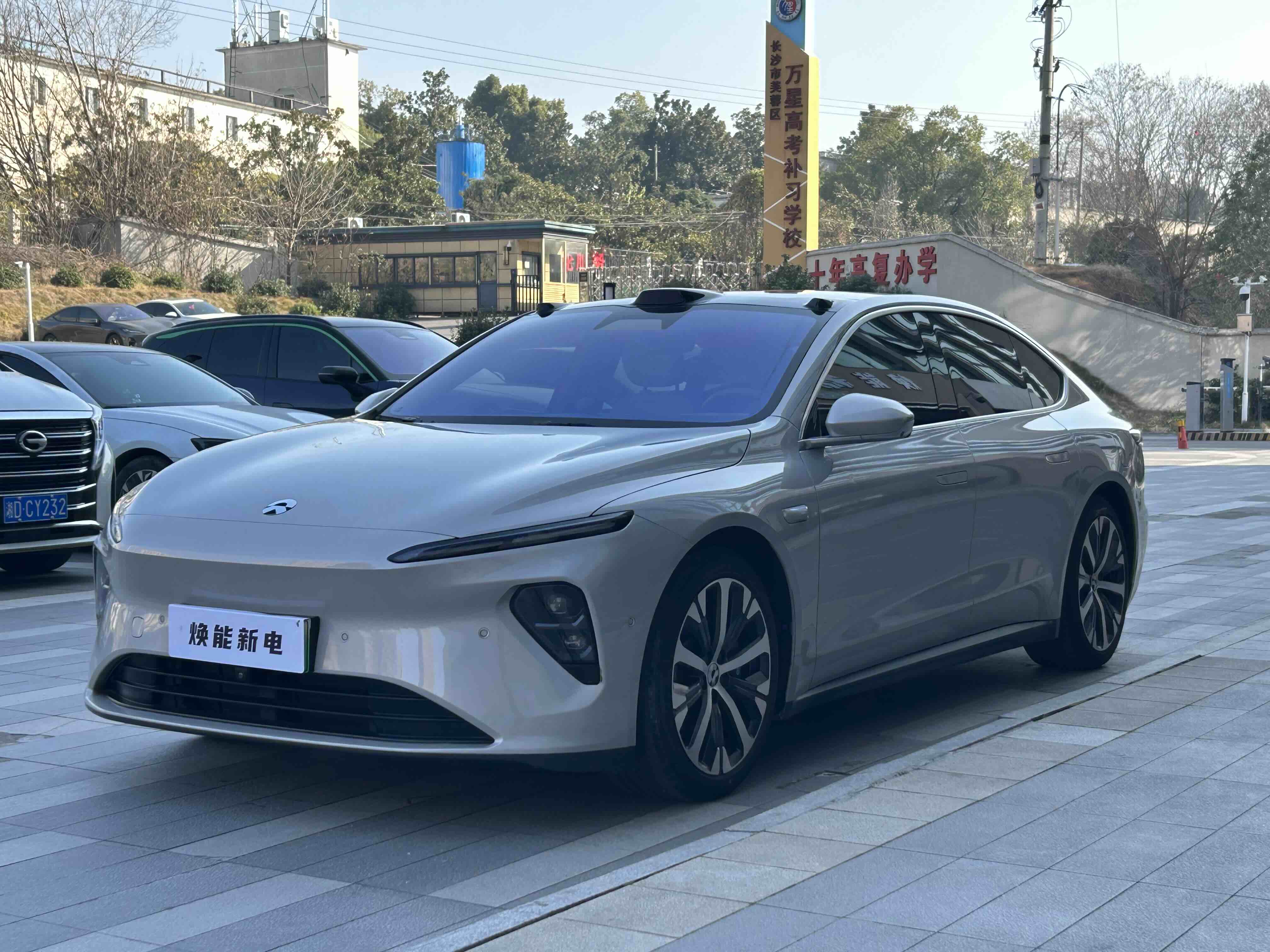 蔚来 蔚来ET7 2022 汽车图片 #2