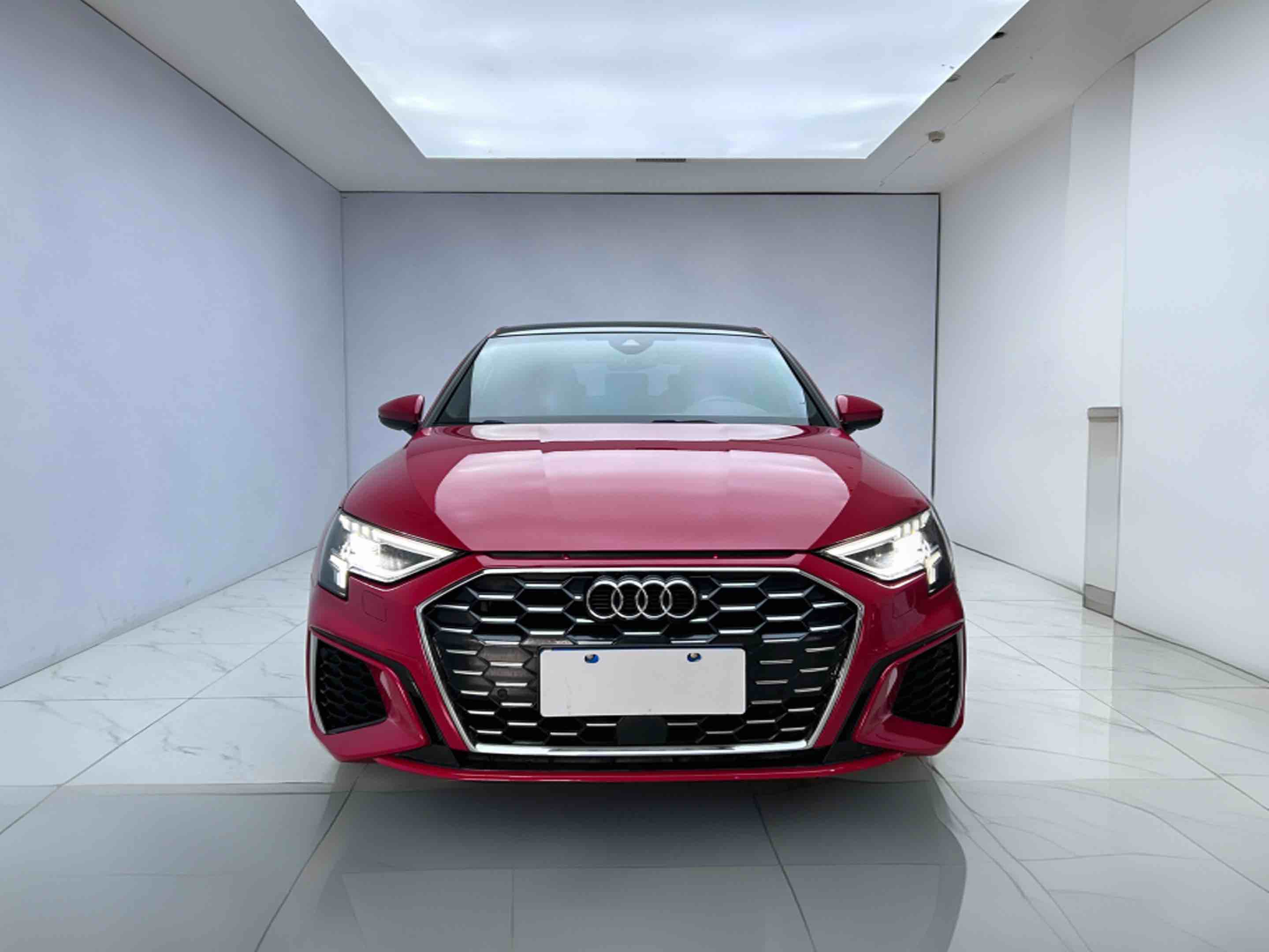 Audi A3 2021 immagine di auto #2