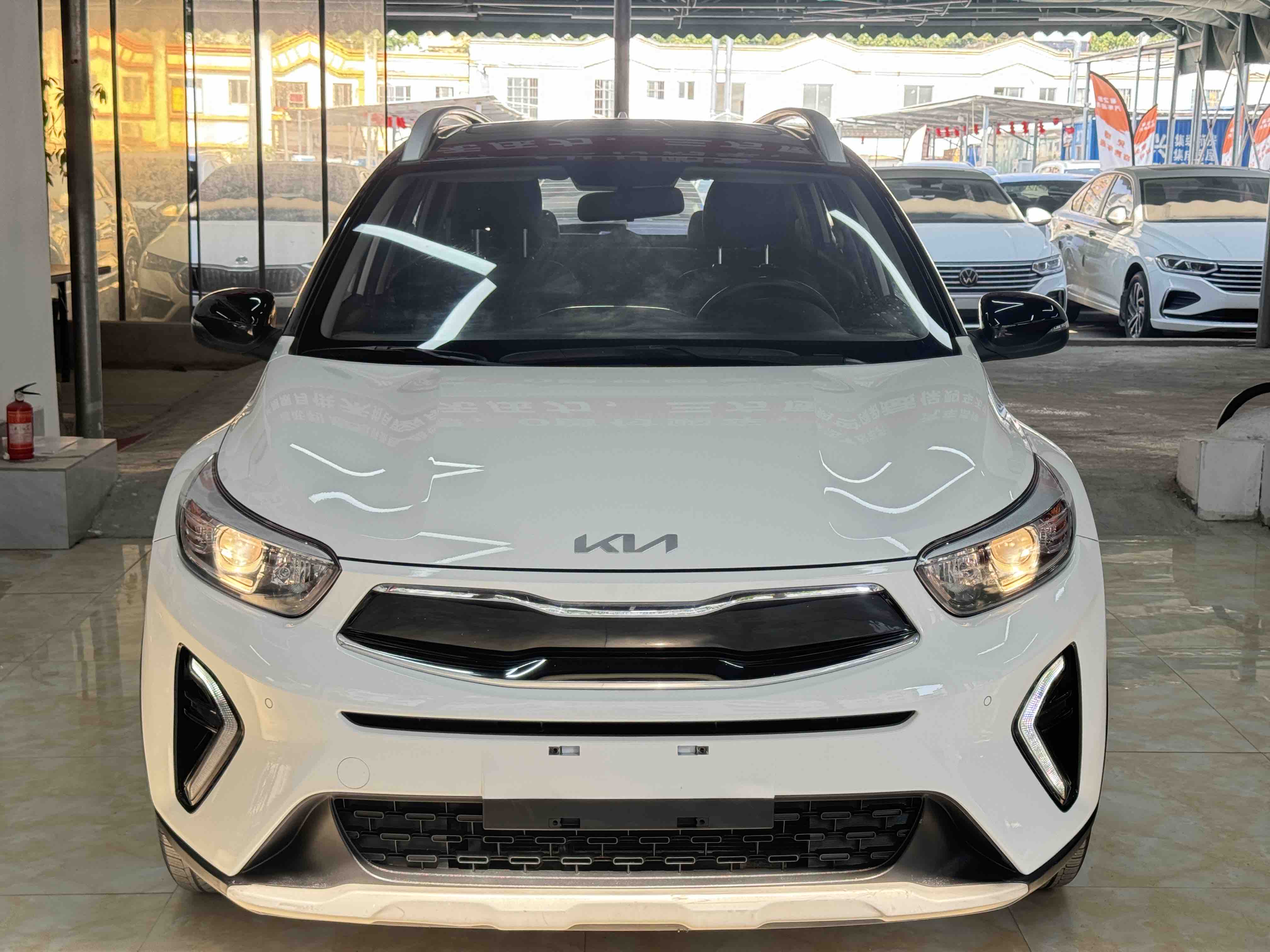 Kia KX1 2022 car image #2