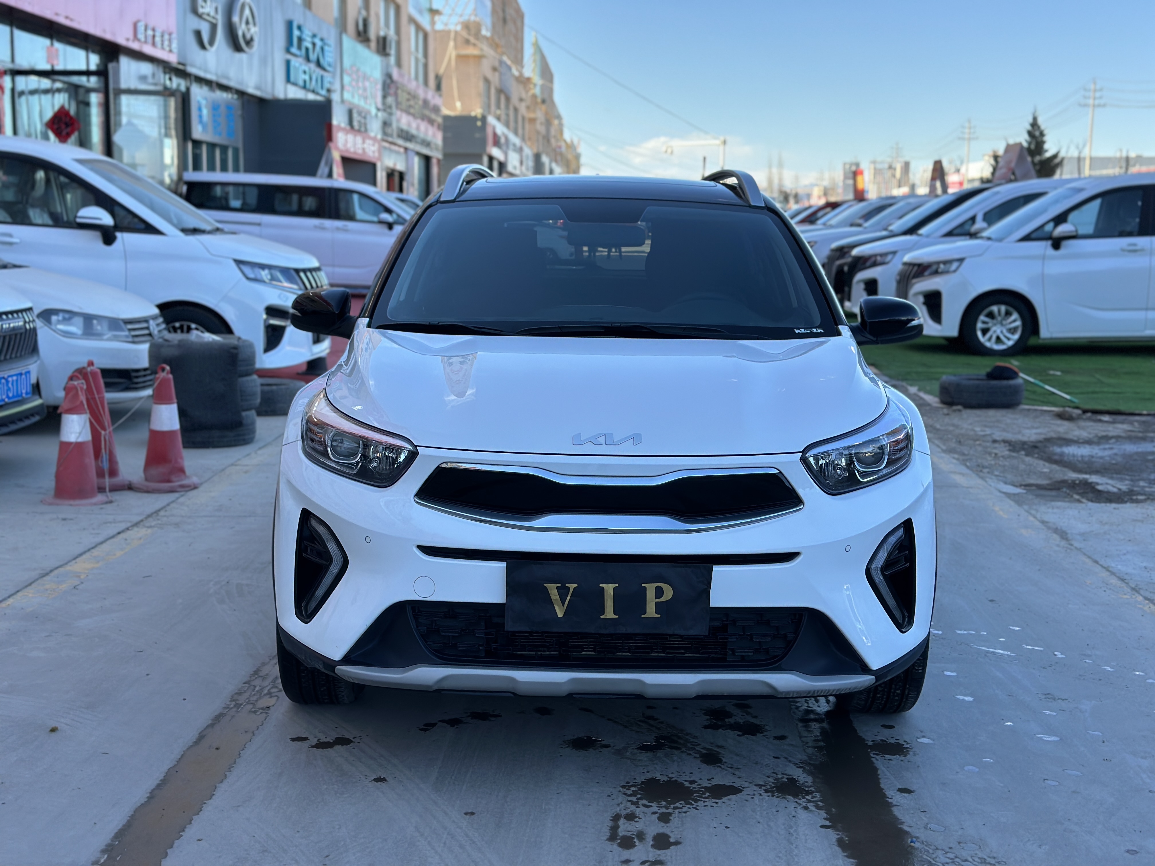 Kia KX1 2025 car image #2