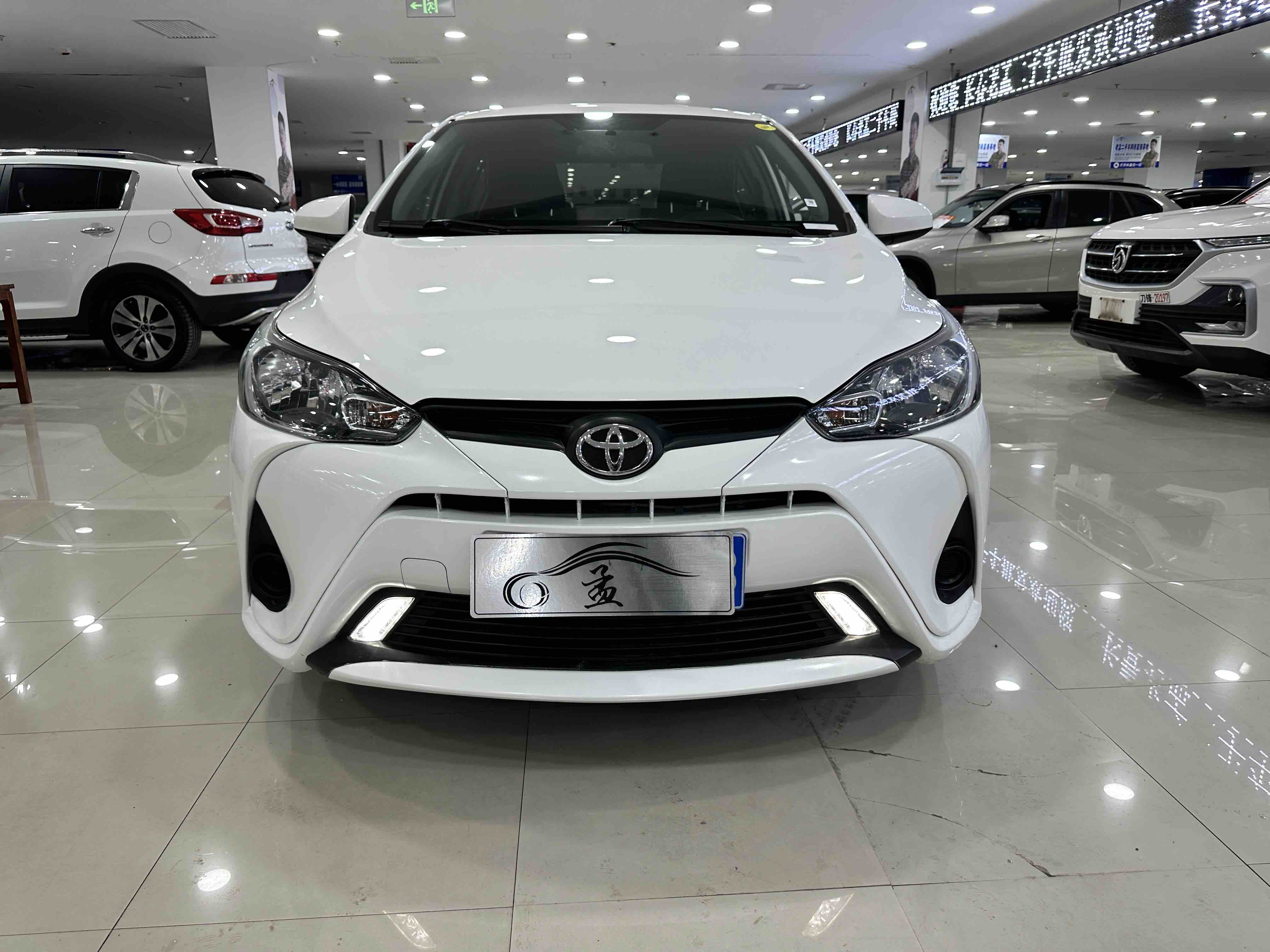 Toyota Yaris L Zhixiang 2021 صورة سيارة #2
