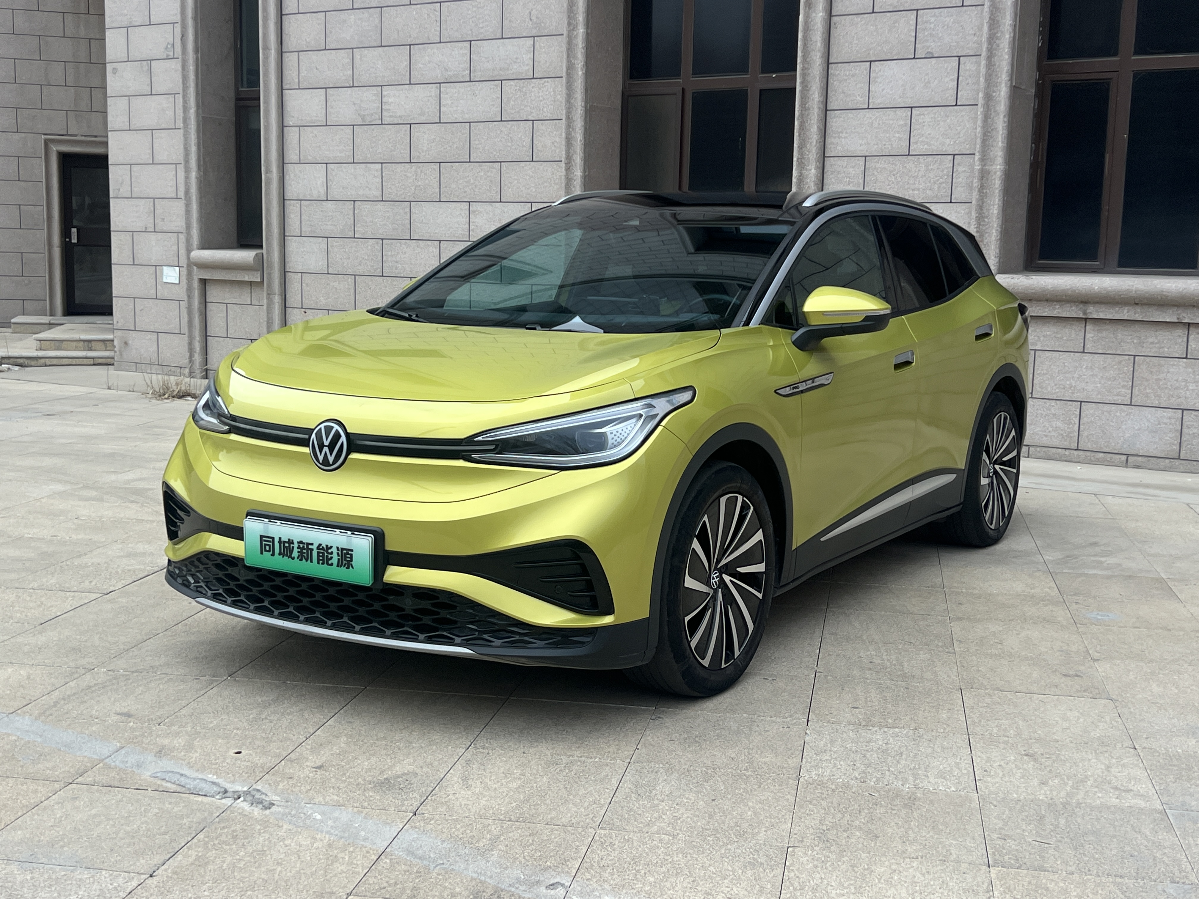 Volkswagen ID.4 X 2021 immagine di auto #2