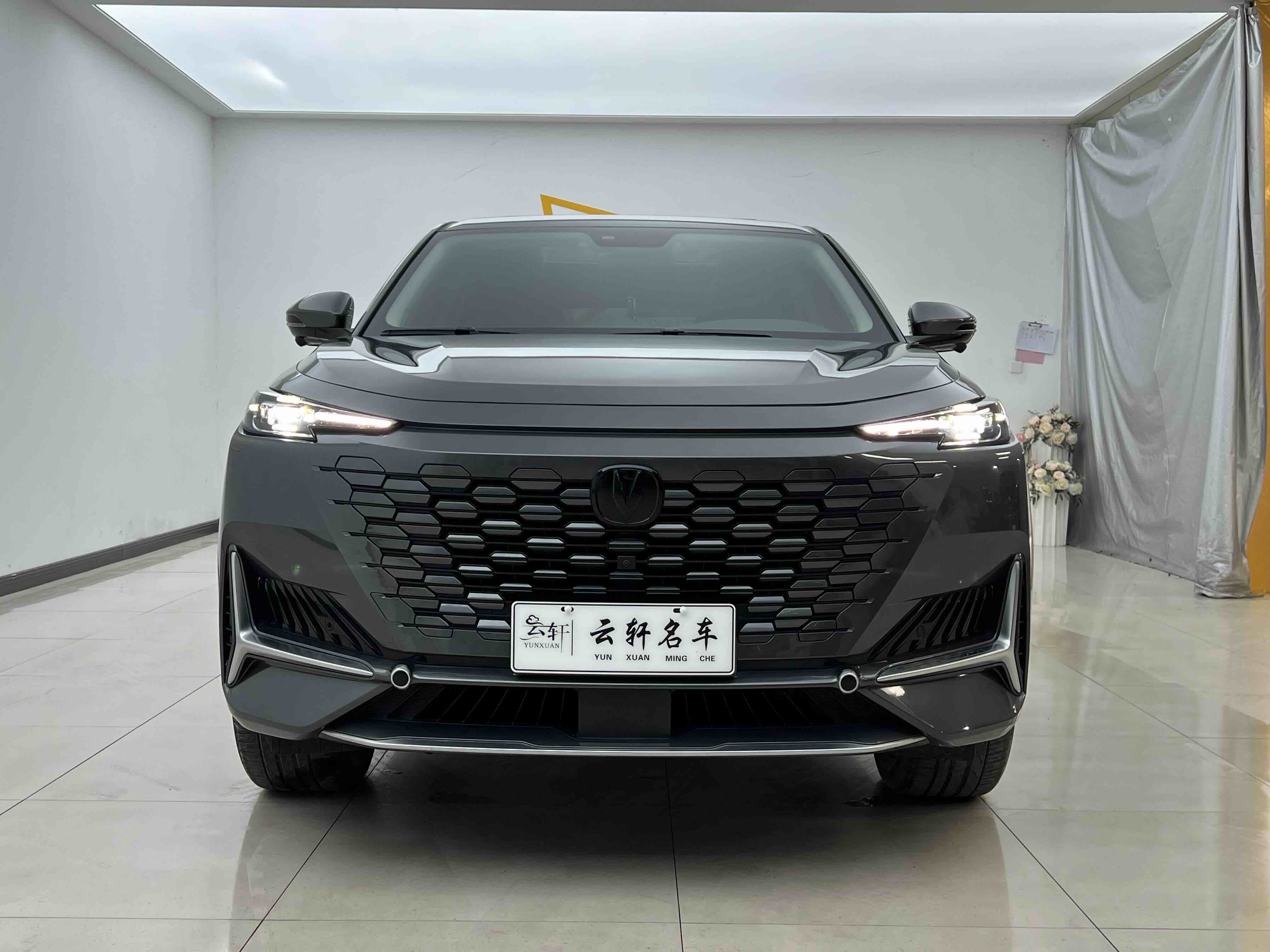 Changan UNI-K 2022 car image #2