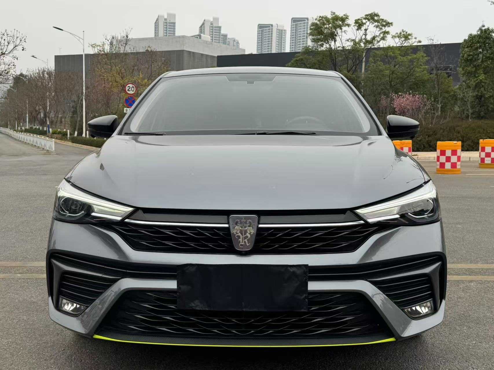 Roewe i5 2022 #2 Roewe i5 2022 car image #2