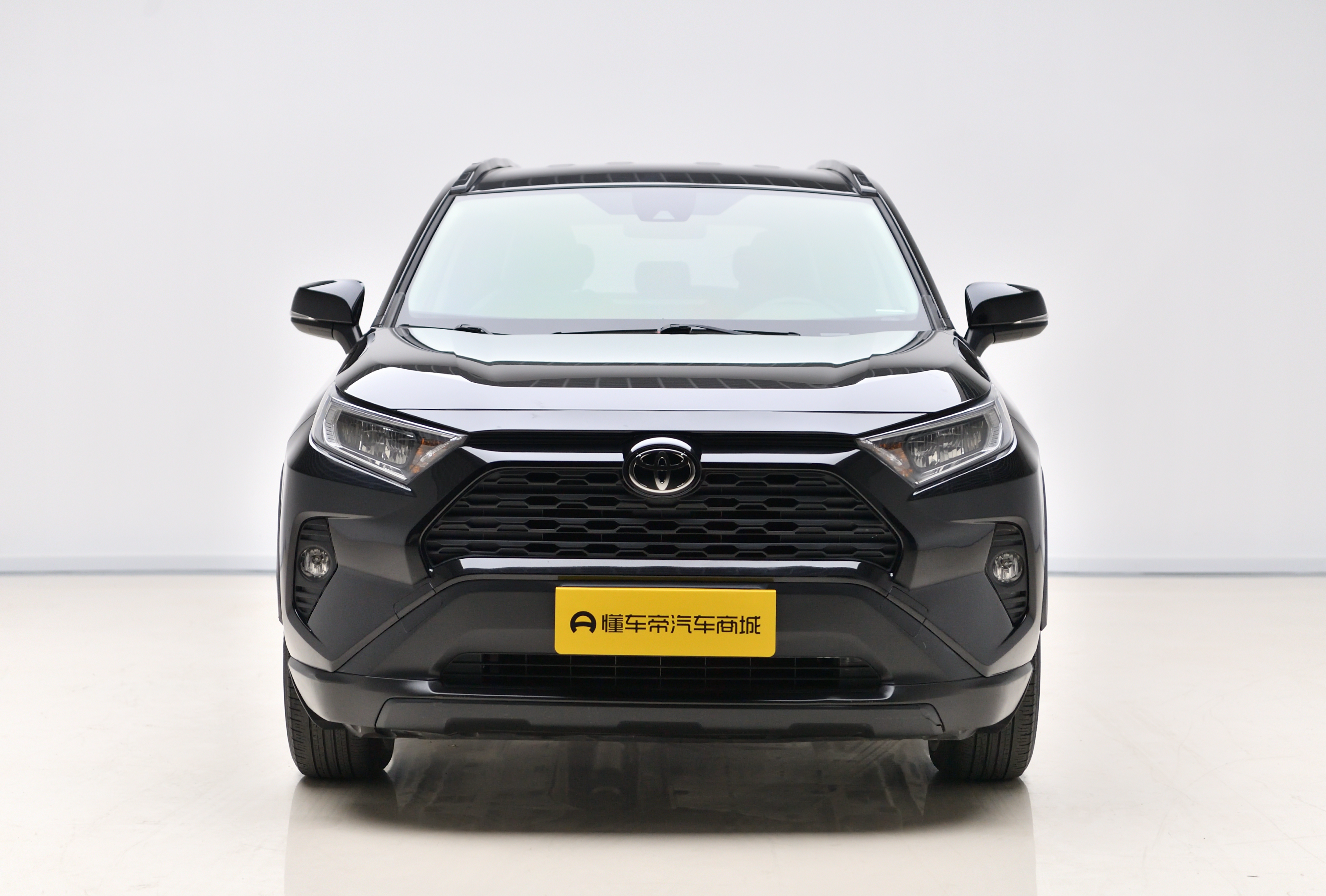 Toyota RAV4 2021 car image #2