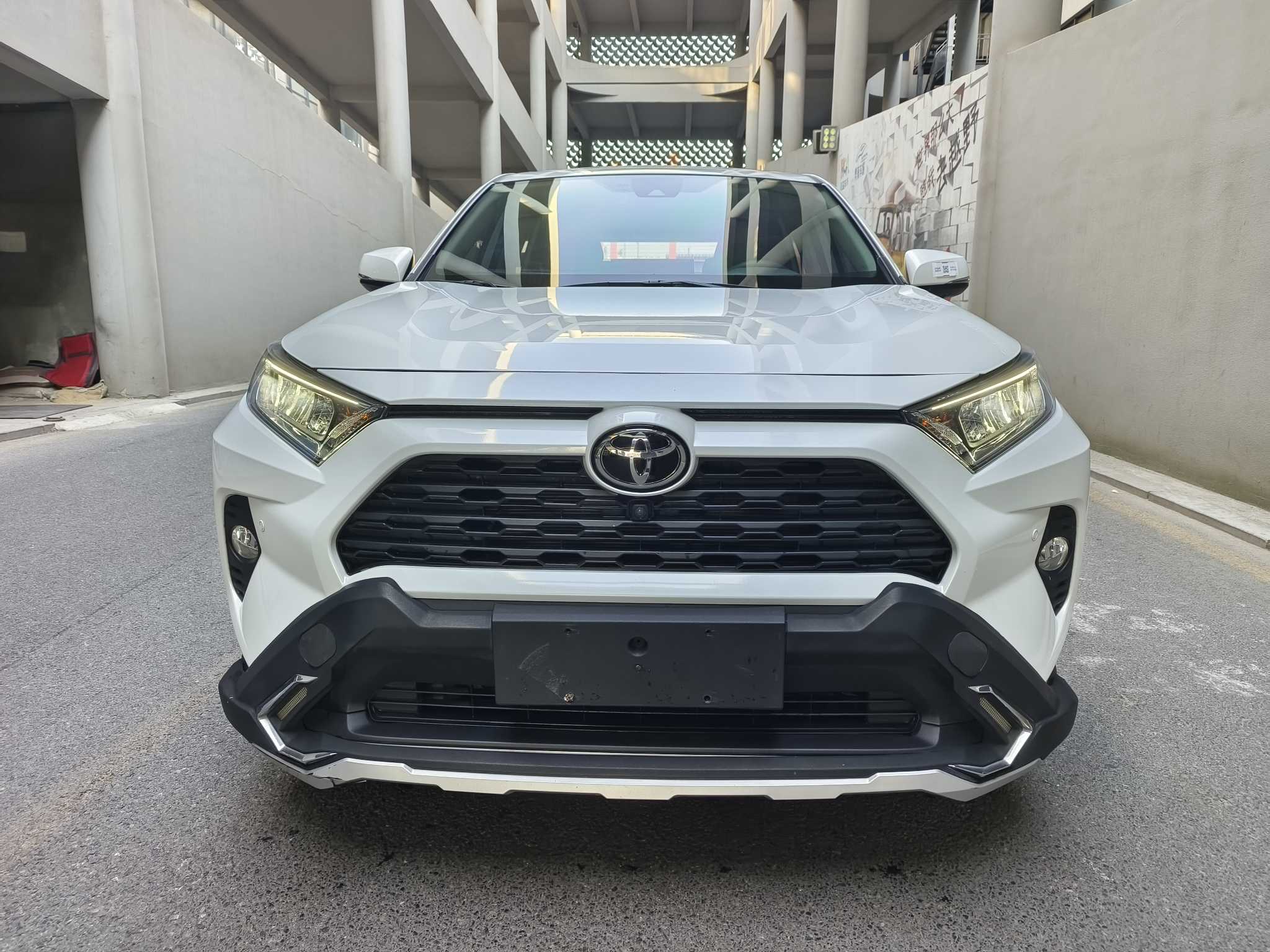 Toyota RAV4 2021 #2 Toyota RAV4 2021 car image #2